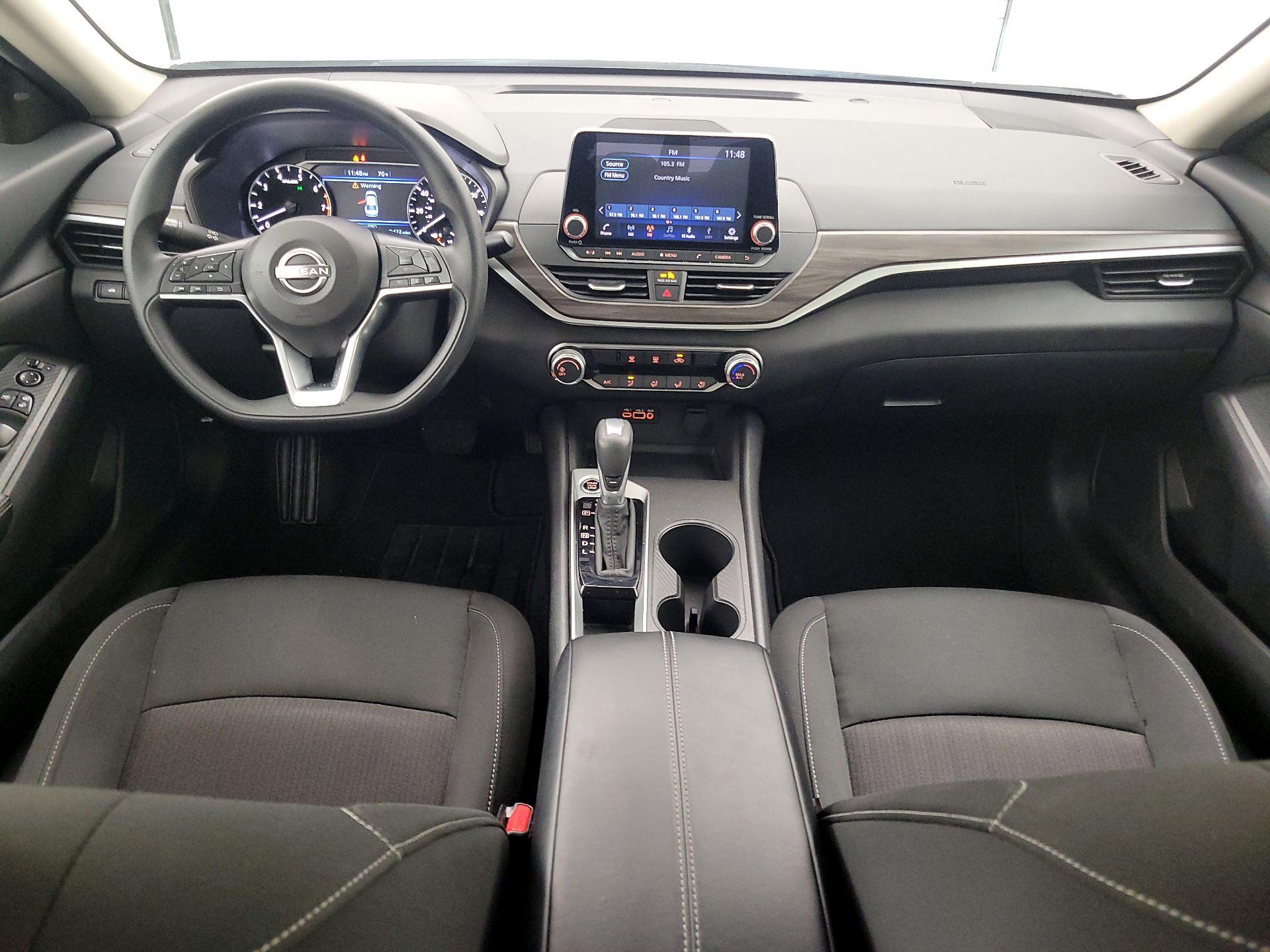 Thumbnail: 2025 Nissan Altima - 9