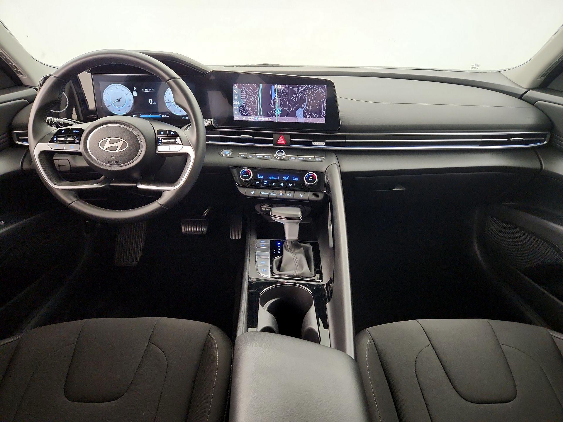 Thumbnail: 2025 Hyundai Elantra - 9