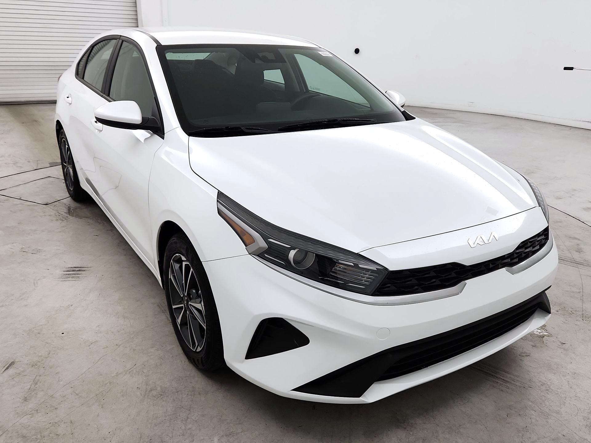 Thumbnail: 2024 Kia Forte - 1