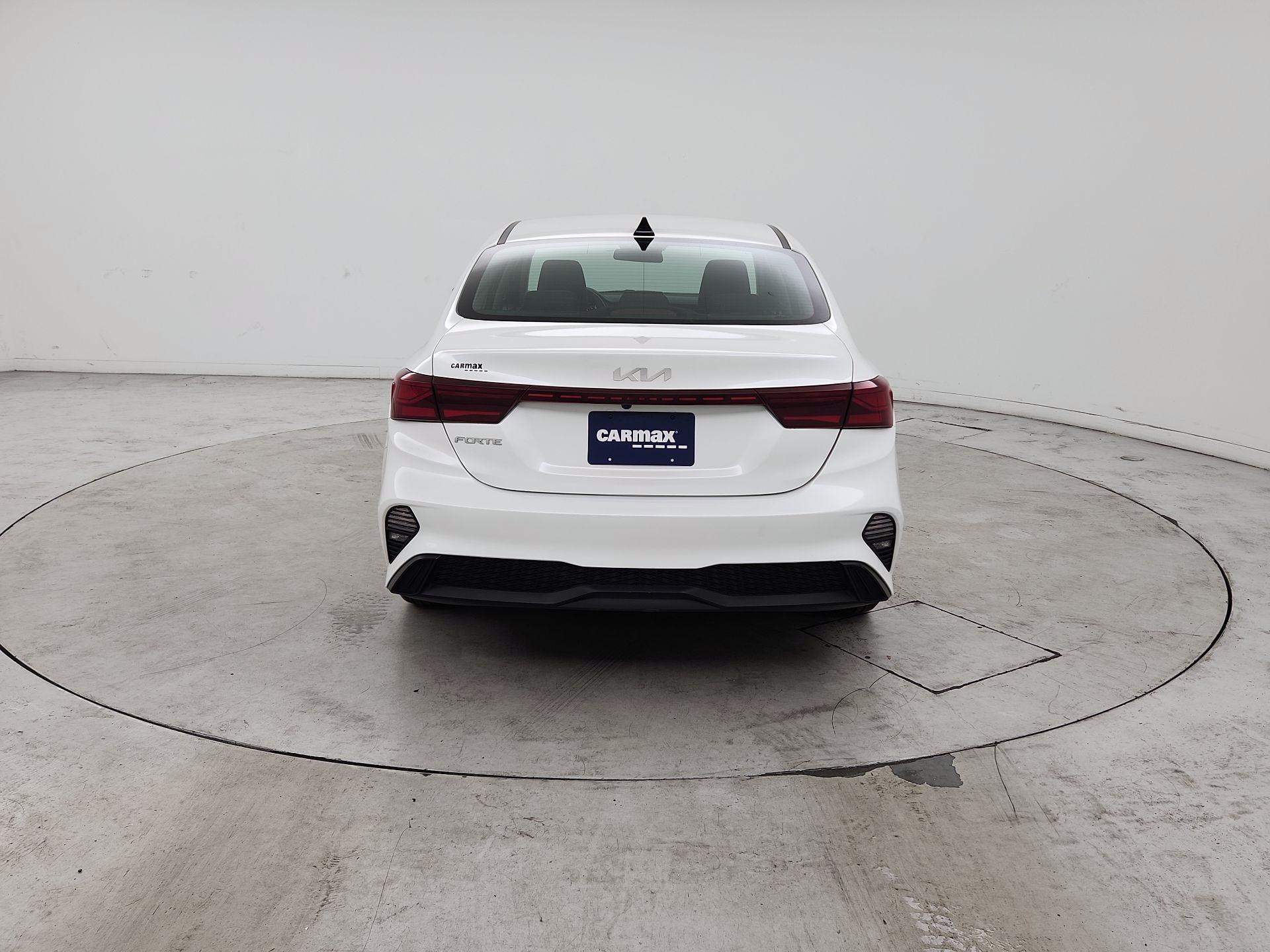 Thumbnail: 2024 Kia Forte - 6