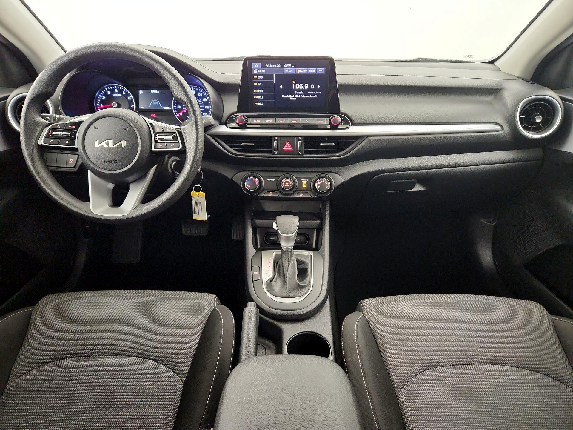 Thumbnail: 2024 Kia Forte - 8