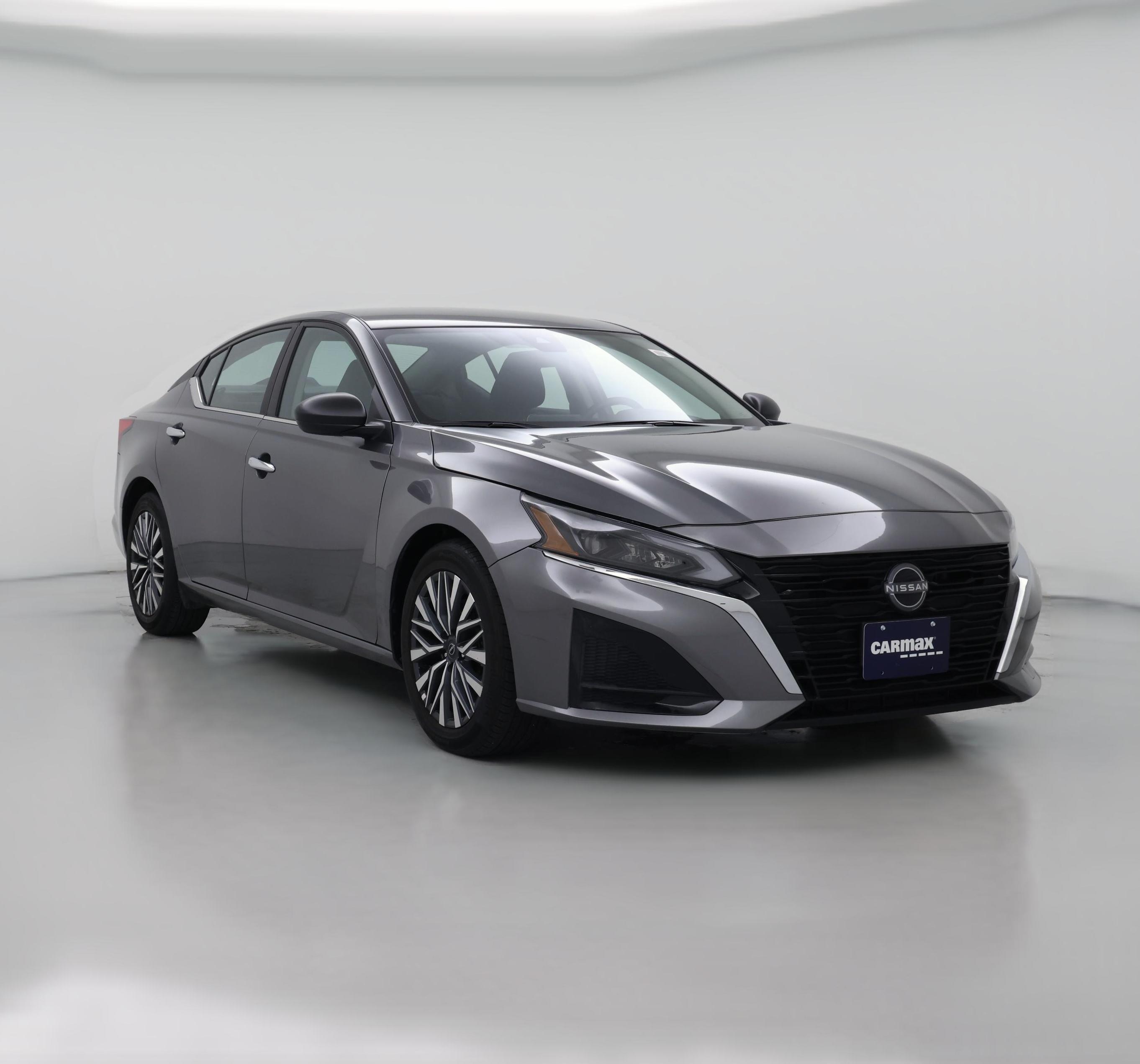 Thumbnail: 2025 Nissan Altima - 1