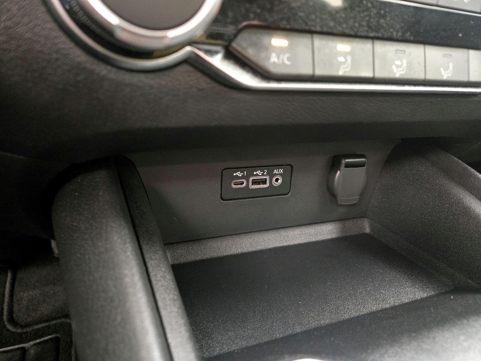 2025 Nissan Altima SV - Photo 19
