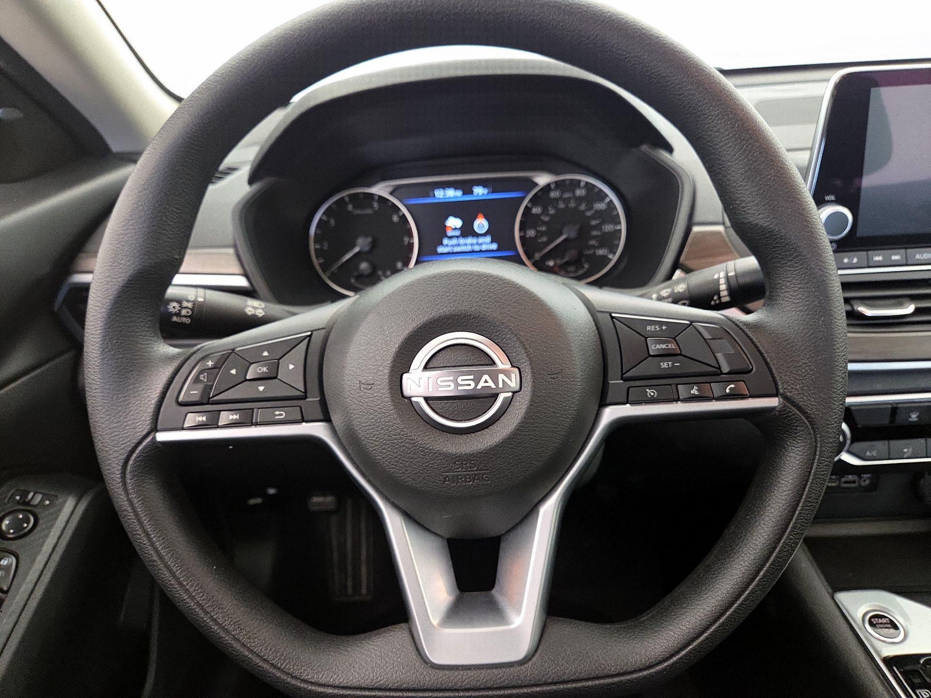 Thumbnail: 2025 Nissan Altima - 10