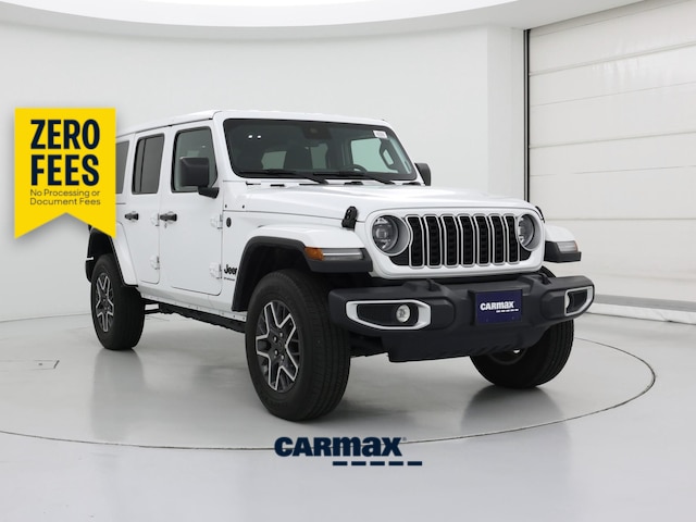 White 2025 Jeep Wrangler Sahara 4-Door 4WD SUV / Crossover Four-Wheel Drive Automatic