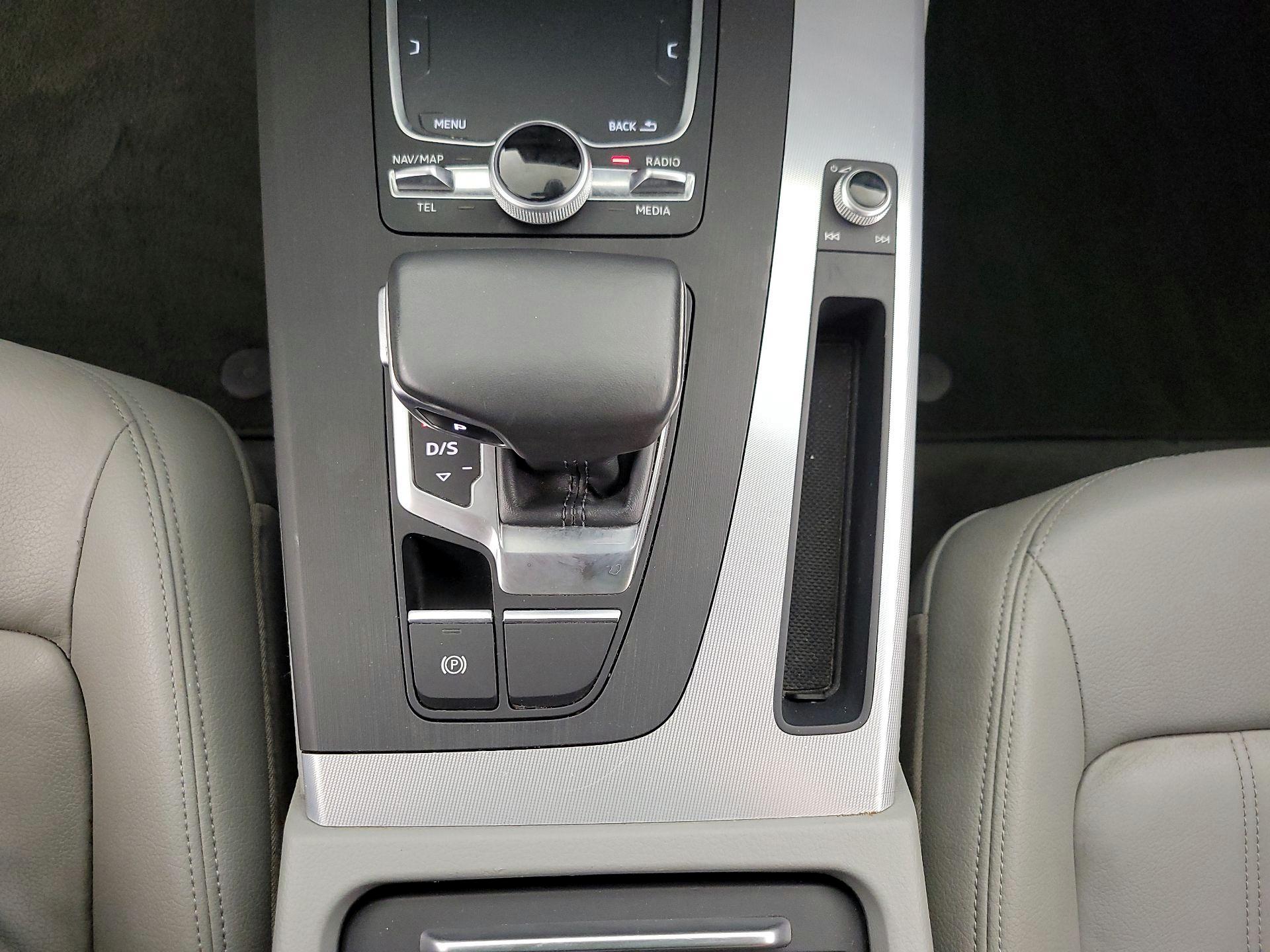 Thumbnail: 2019 Audi Q5 - 18