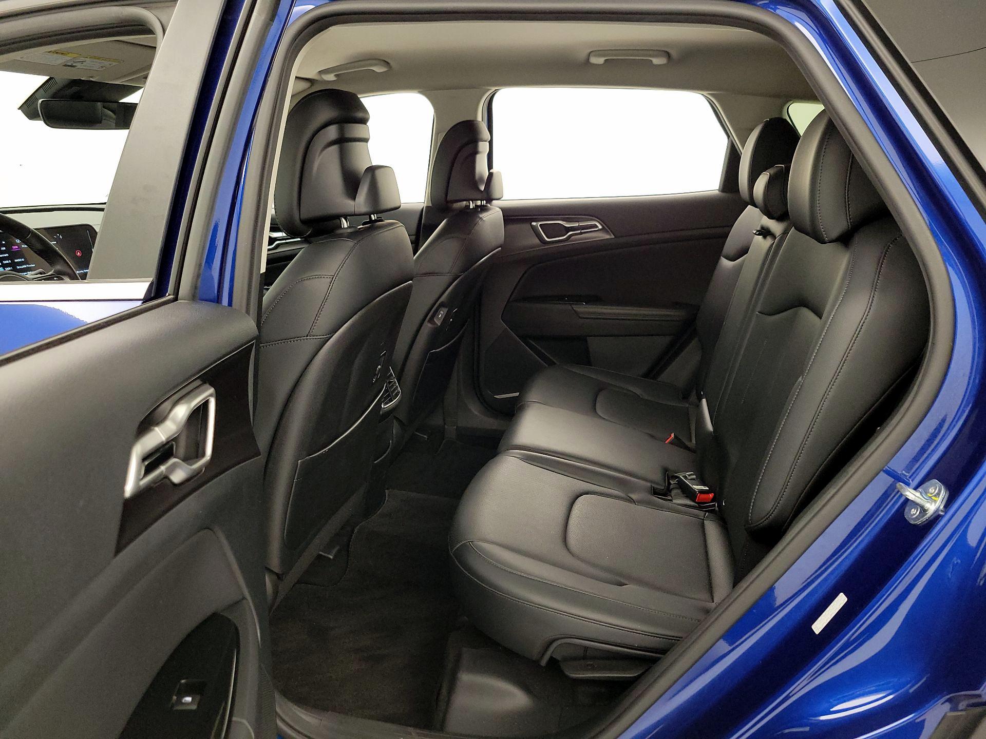 Thumbnail: 2023 Kia Sportage - 19