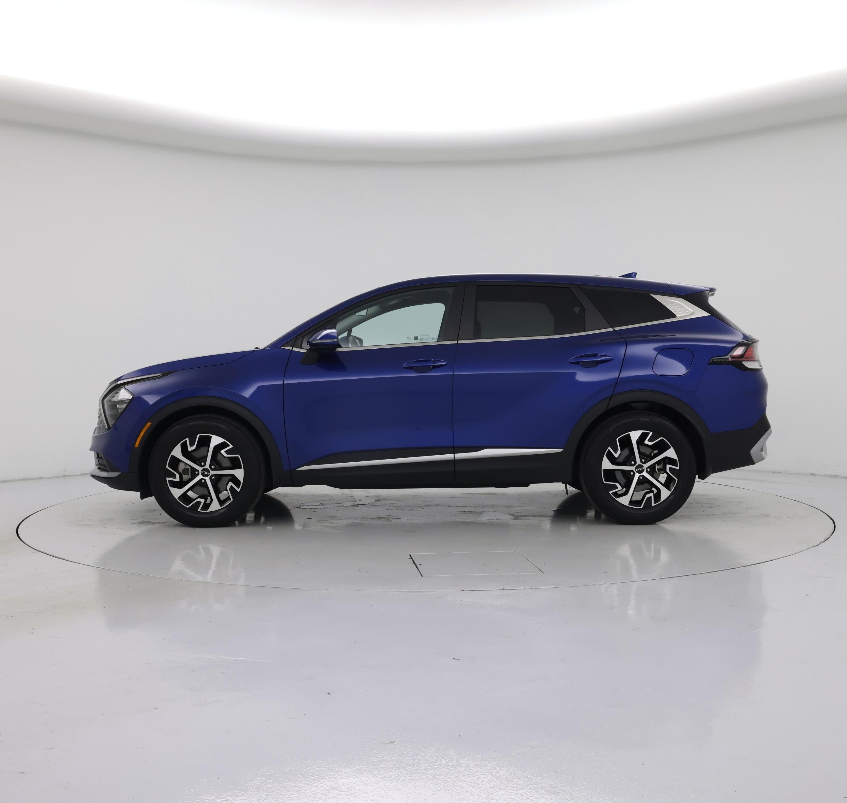 Thumbnail: 2023 Kia Sportage - 3
