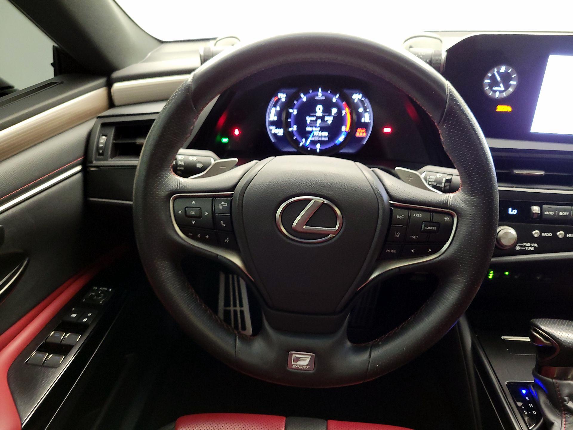 Thumbnail: 2024 Lexus ES - 10