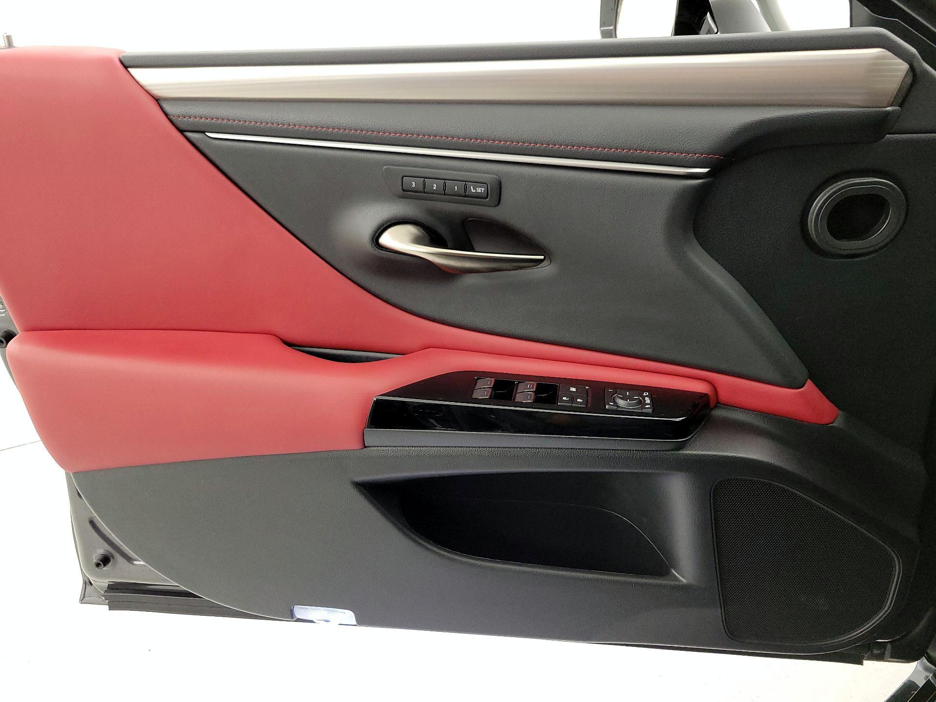 Thumbnail: 2024 Lexus ES - 12