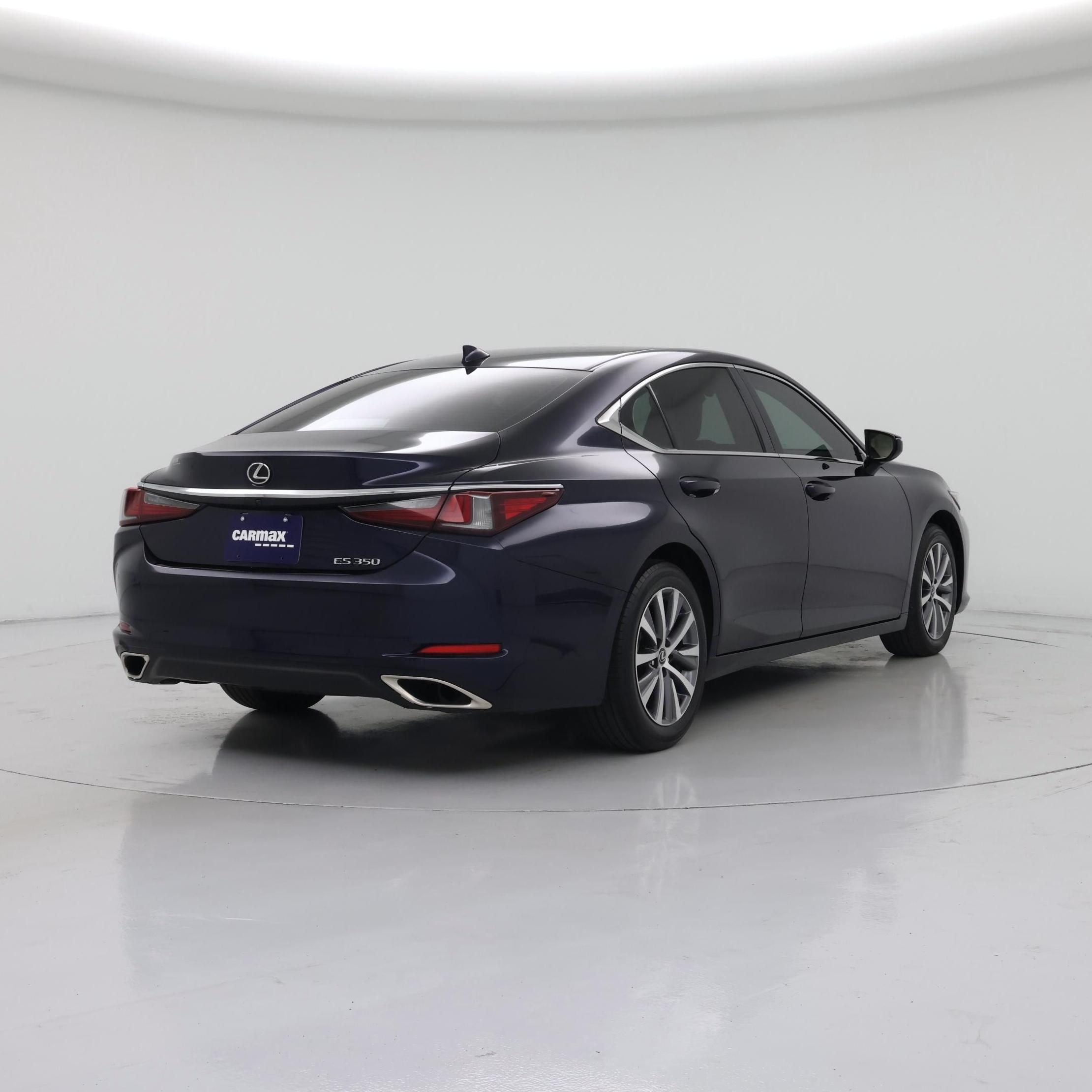 Thumbnail: 2020 Lexus ES - 8