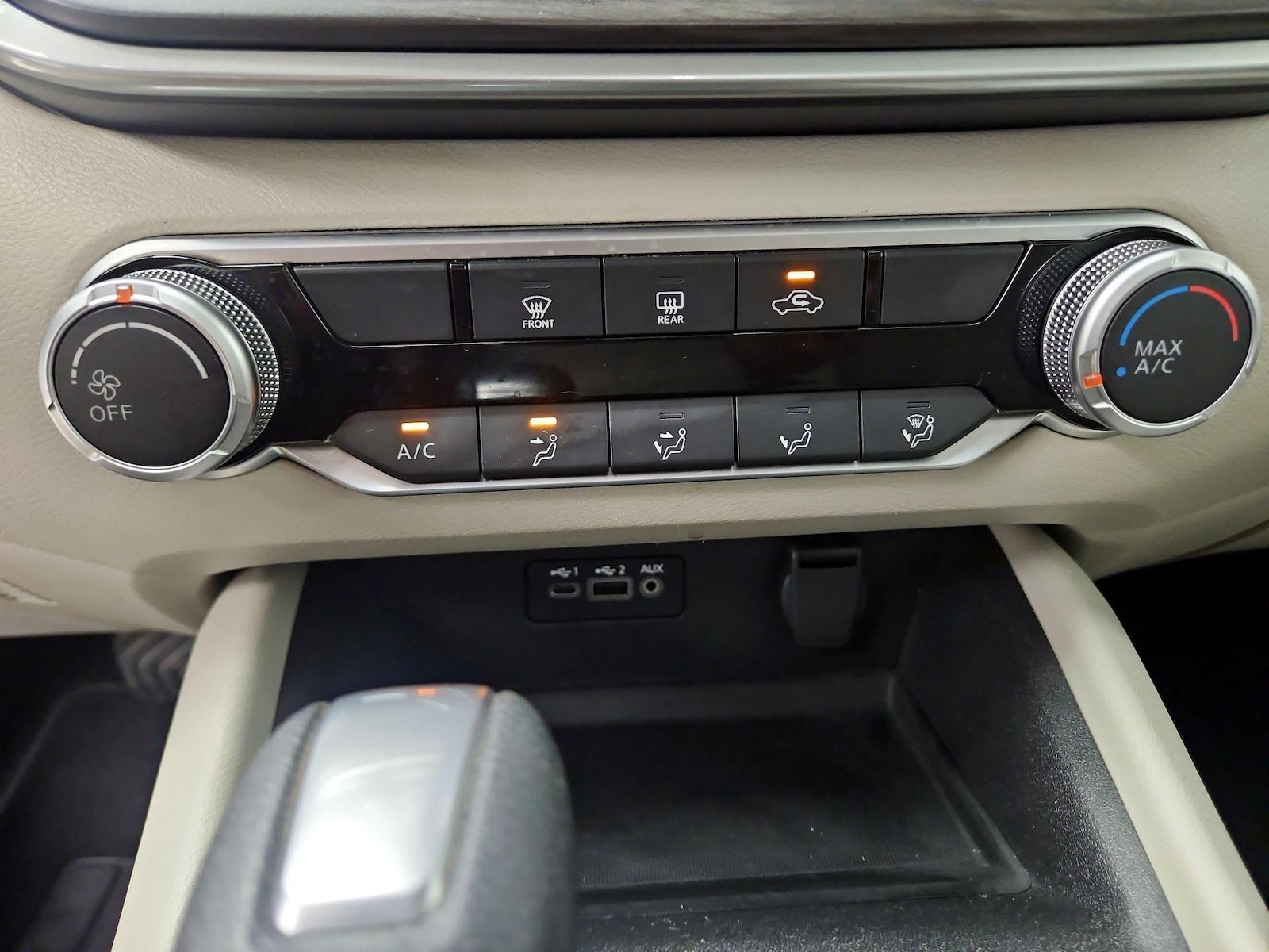 2025 Nissan Altima SV - Photo 17