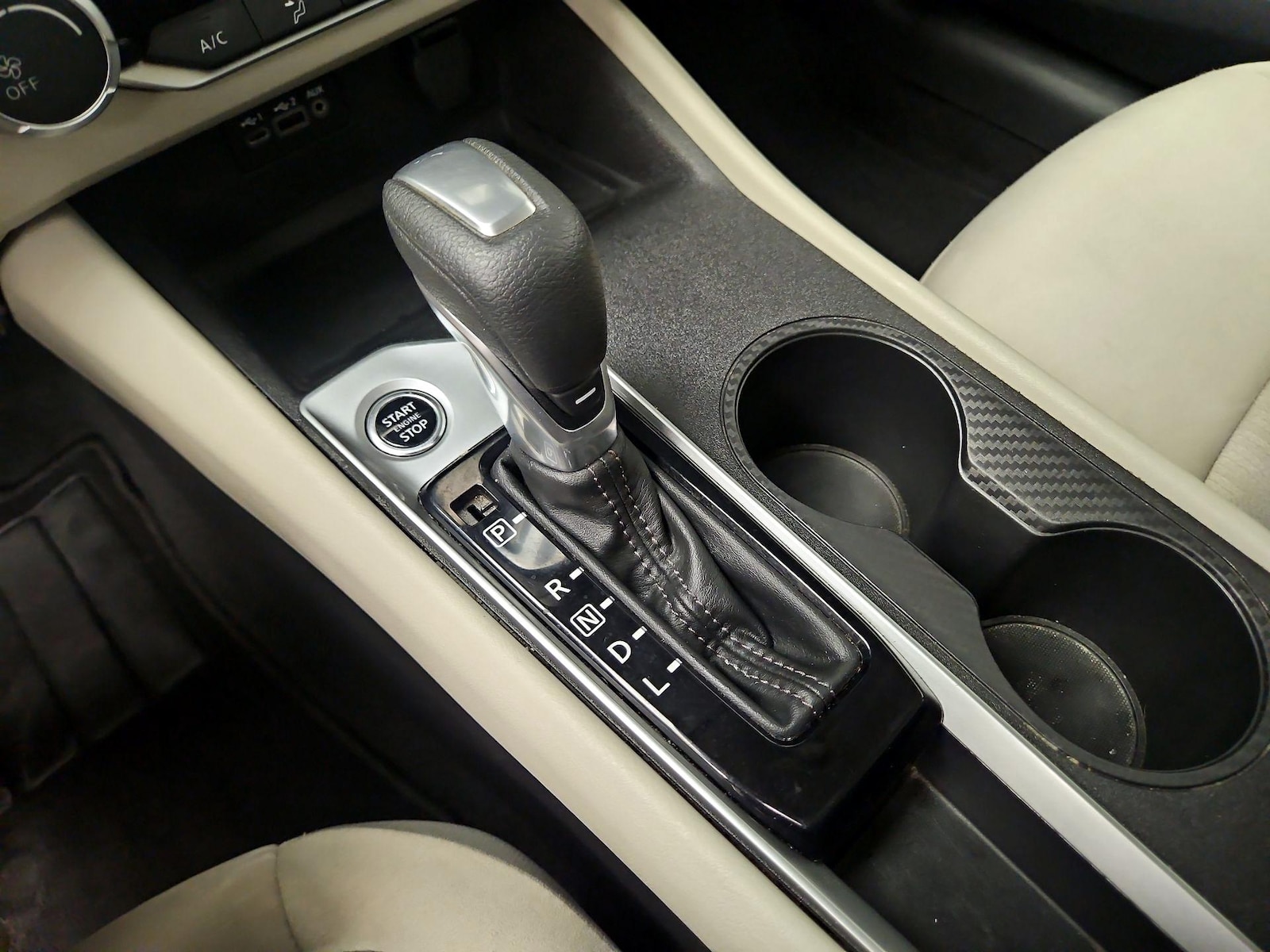 2025 Nissan Altima SV - Photo 18