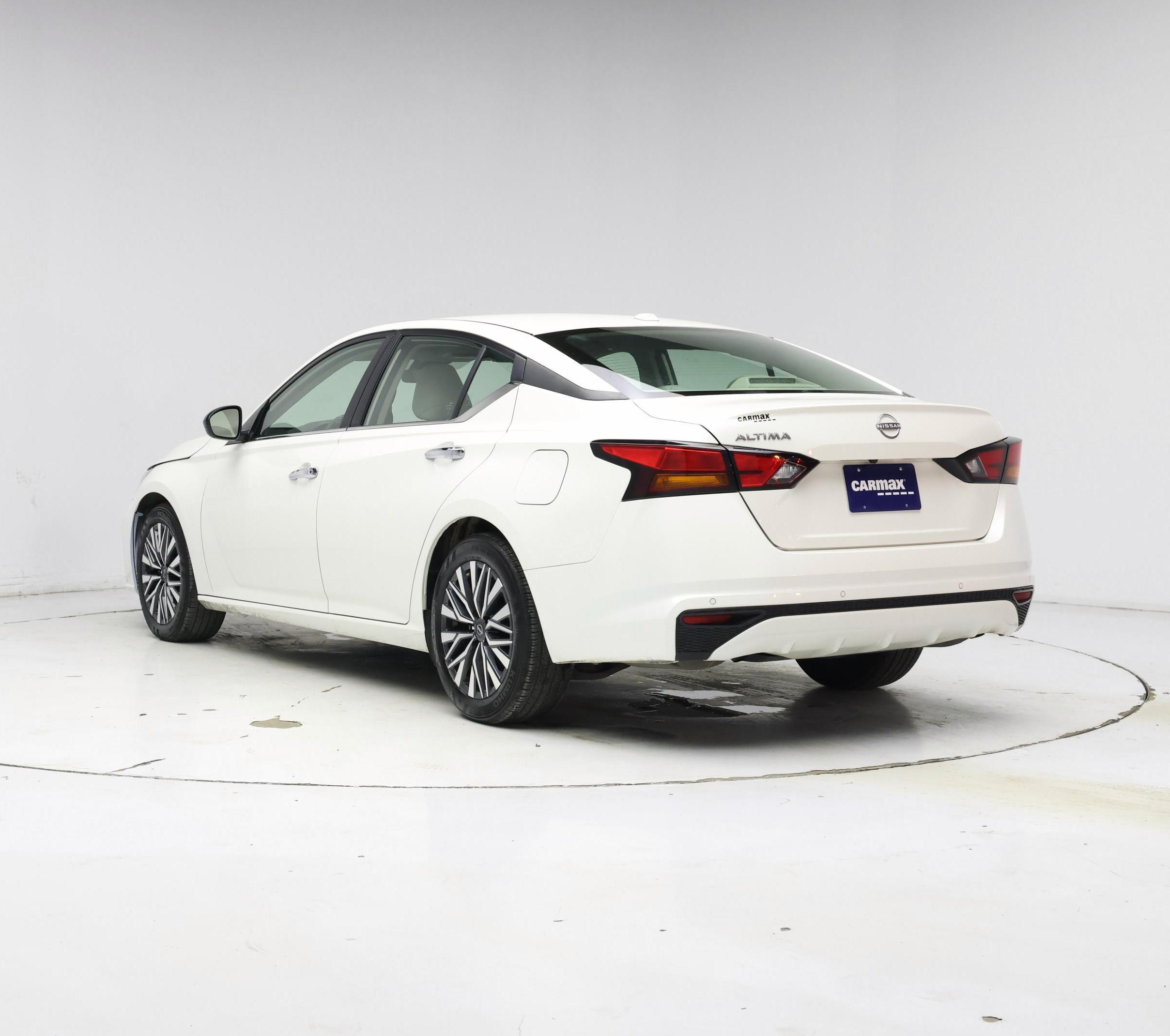 Thumbnail: 2025 Nissan Altima - 2