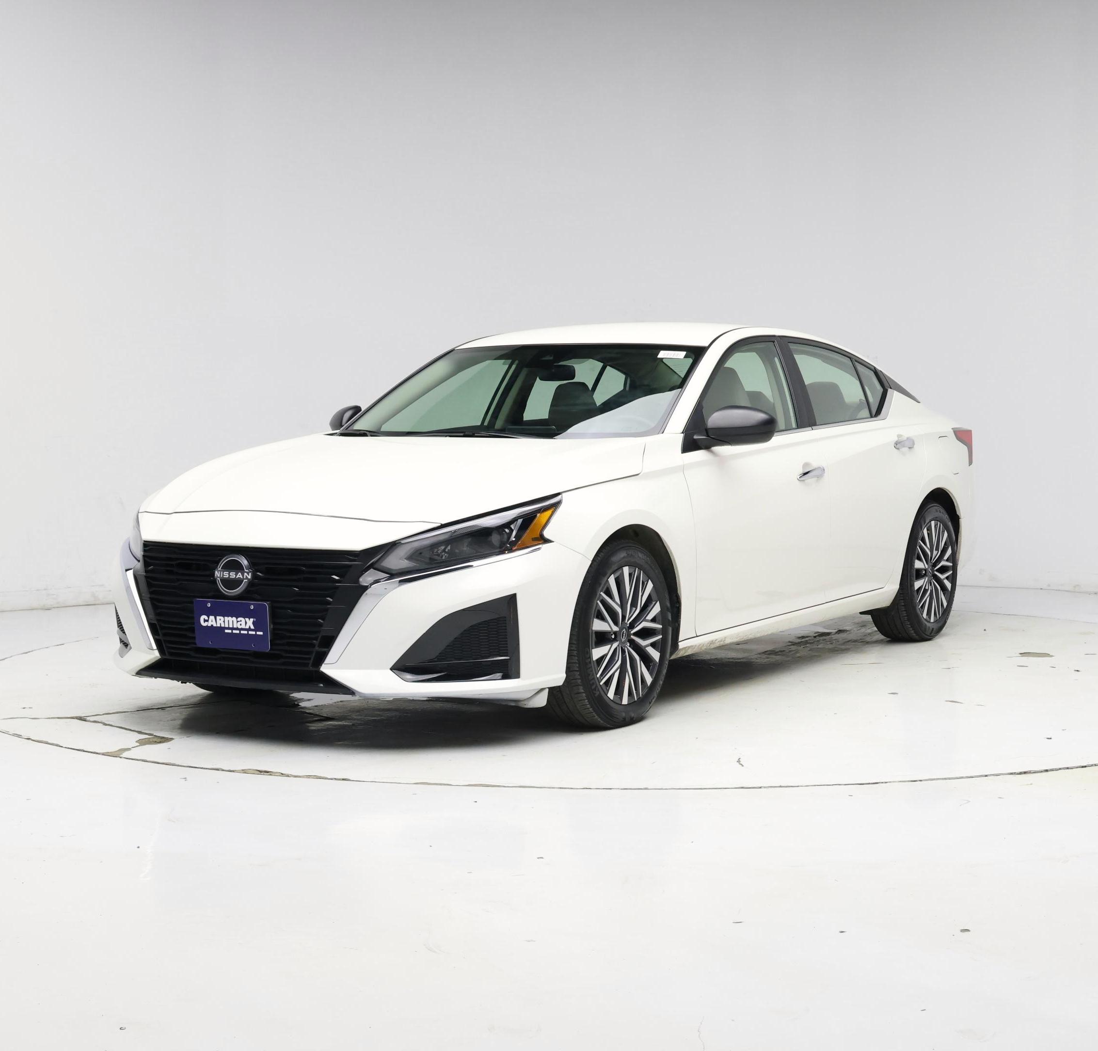 Thumbnail: 2025 Nissan Altima - 4