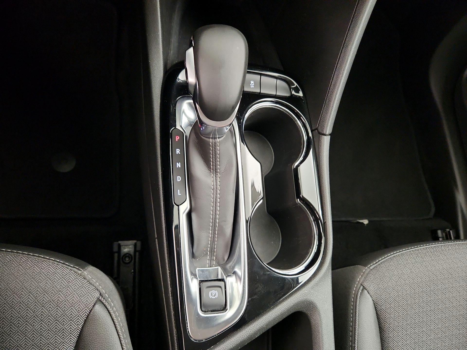 Thumbnail: 2025 Buick Encore GX - 17