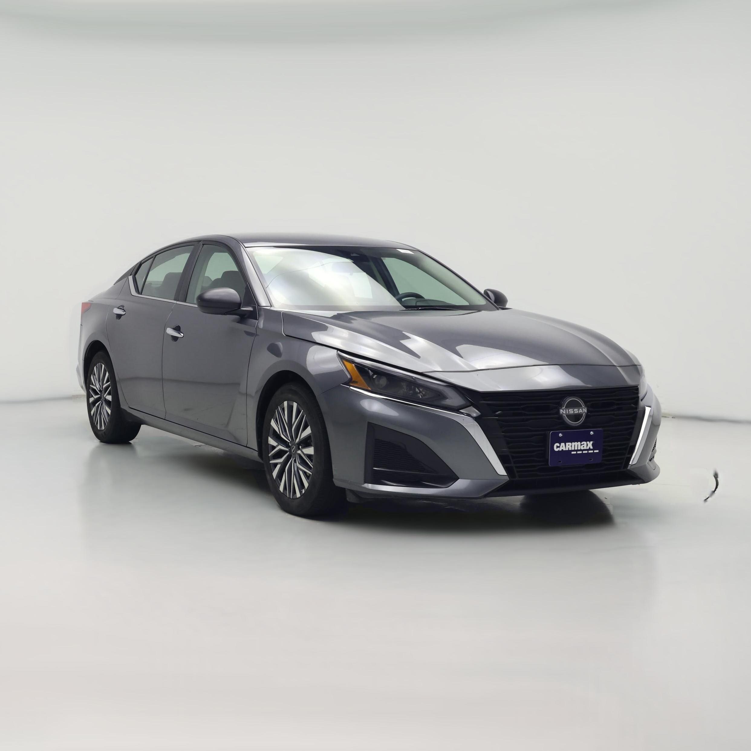 Thumbnail: 2025 Nissan Altima - 1