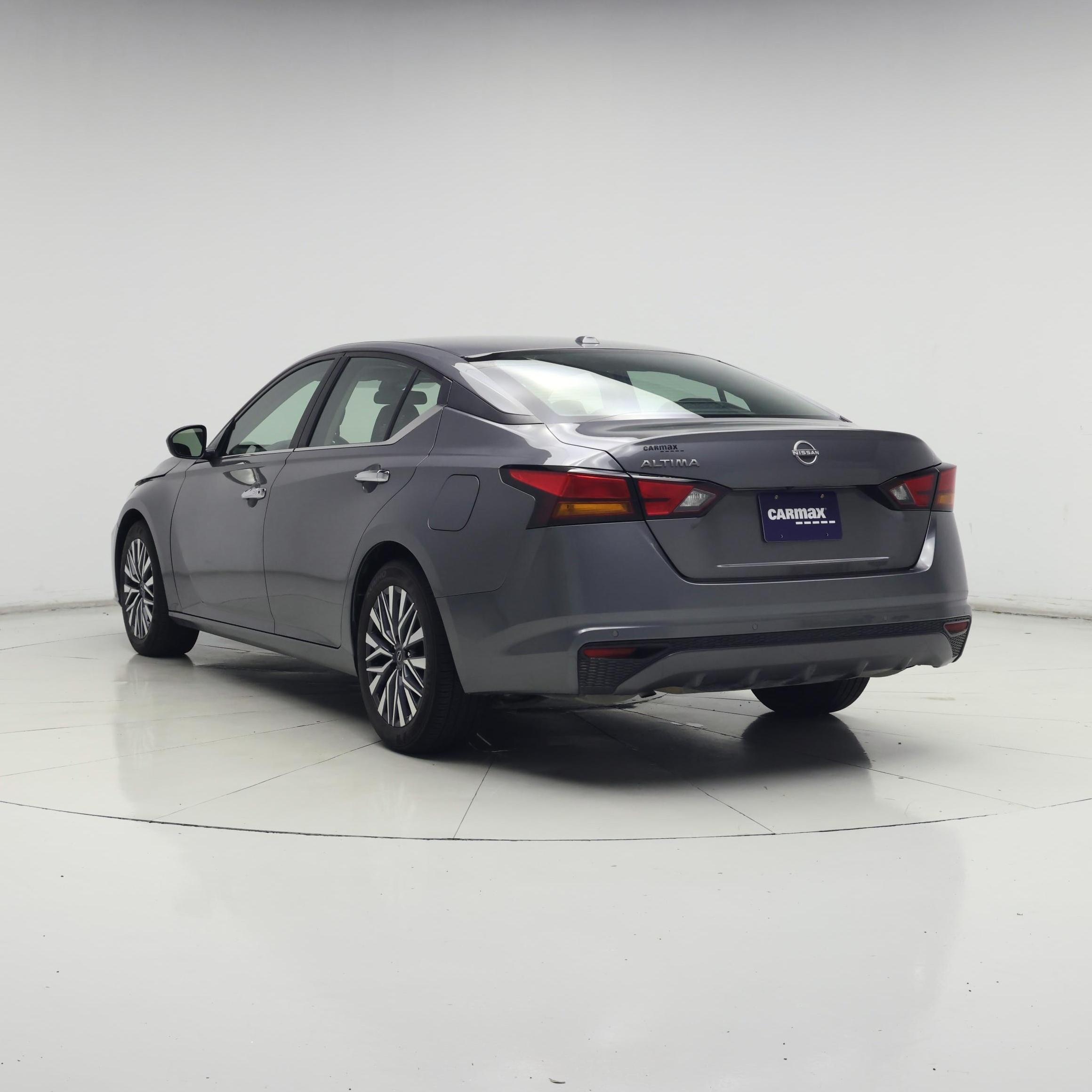 Thumbnail: 2025 Nissan Altima - 2