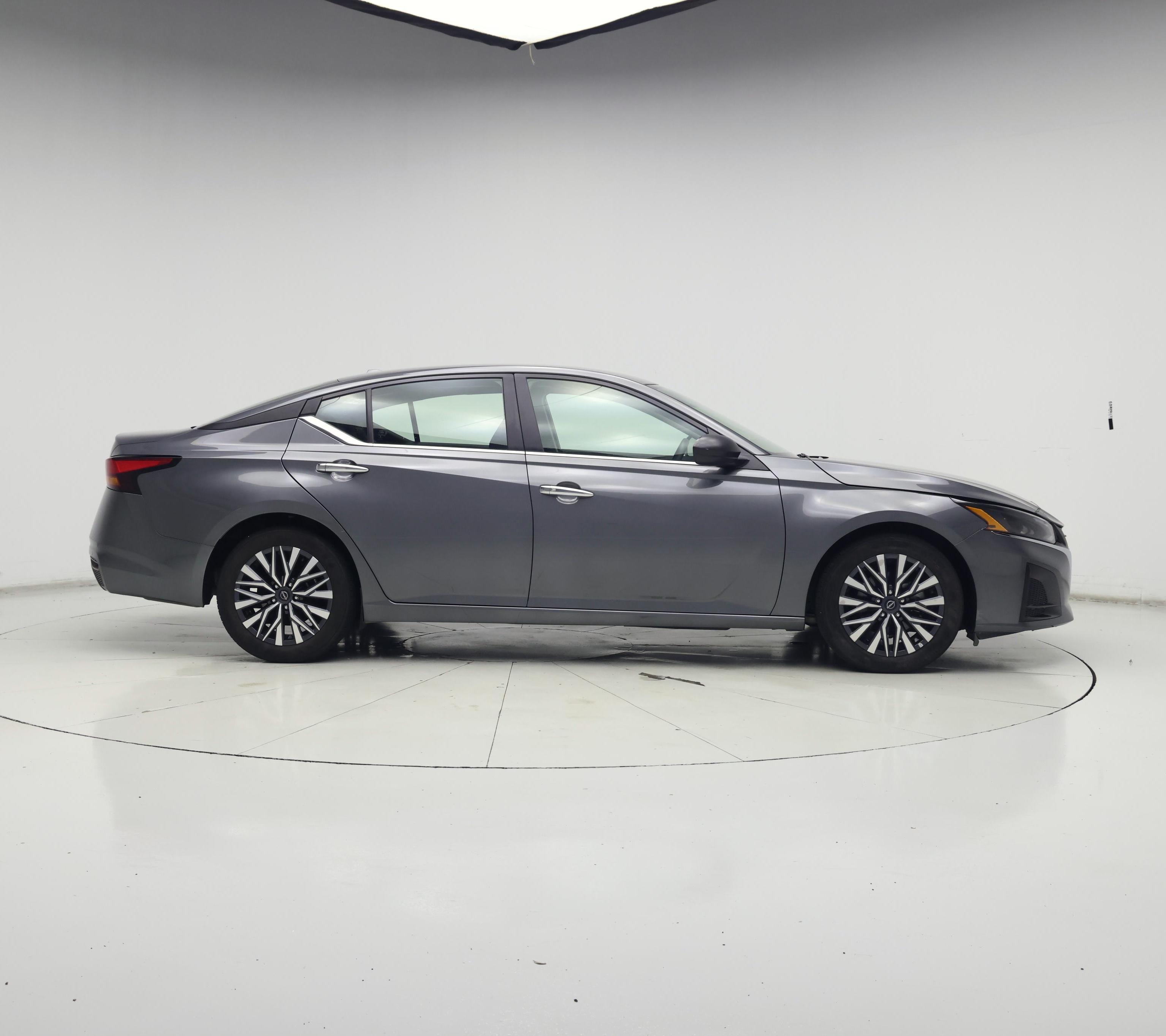 Thumbnail: 2025 Nissan Altima - 7