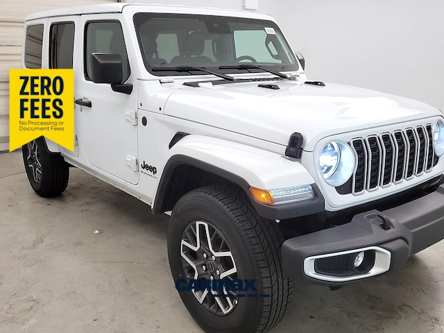 White 2025 Jeep Wrangler Sahara 4-Door 4WD SUV / Crossover Four-Wheel Drive Automatic
