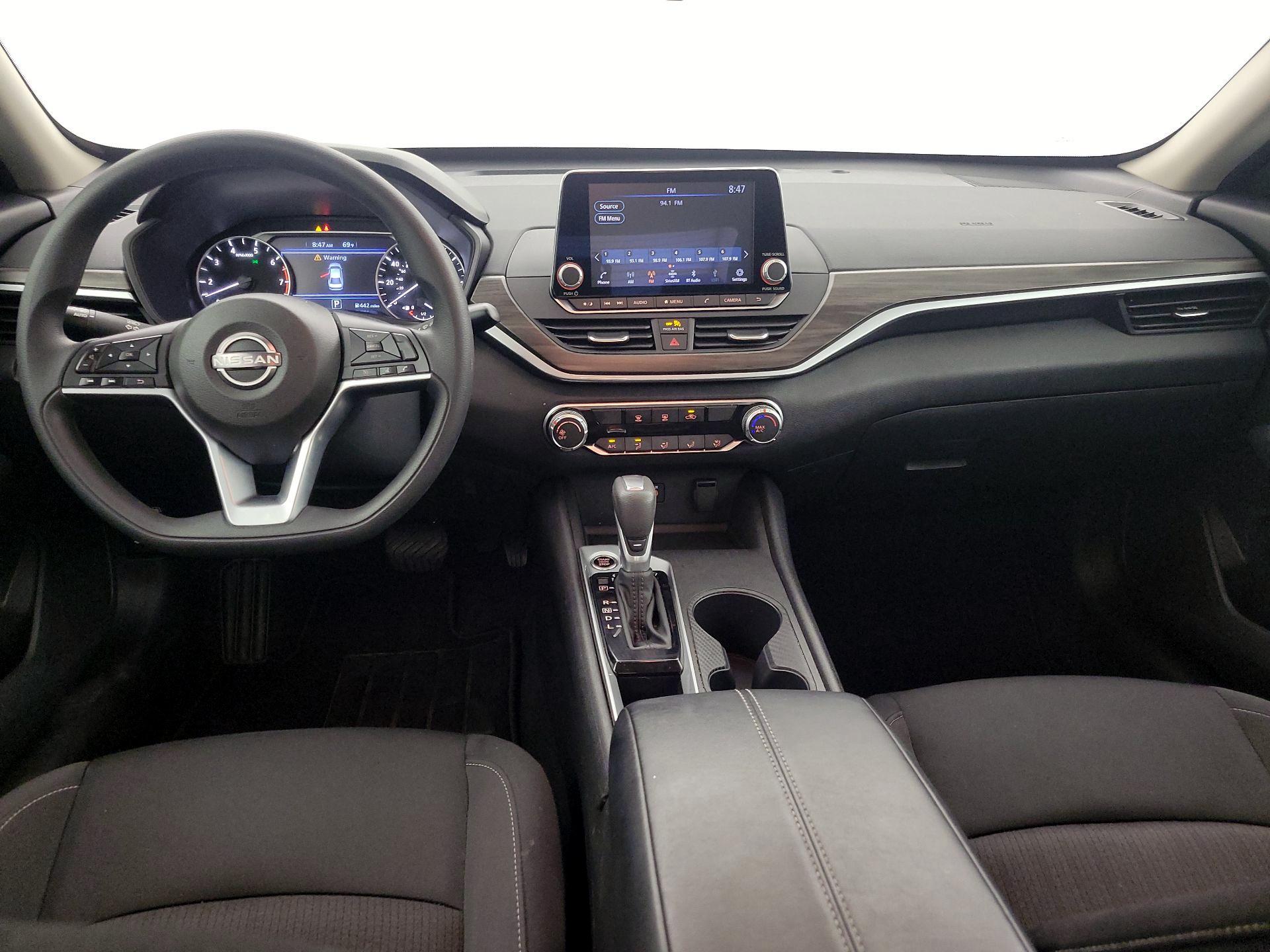 Thumbnail: 2025 Nissan Altima - 9