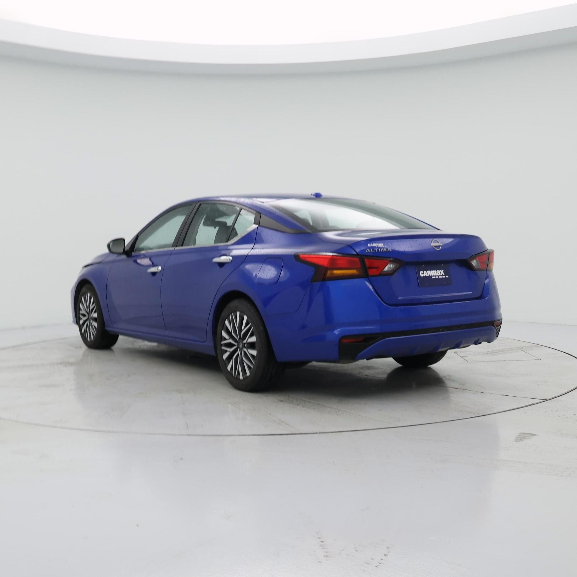 Thumbnail: 2025 Nissan Altima - 2