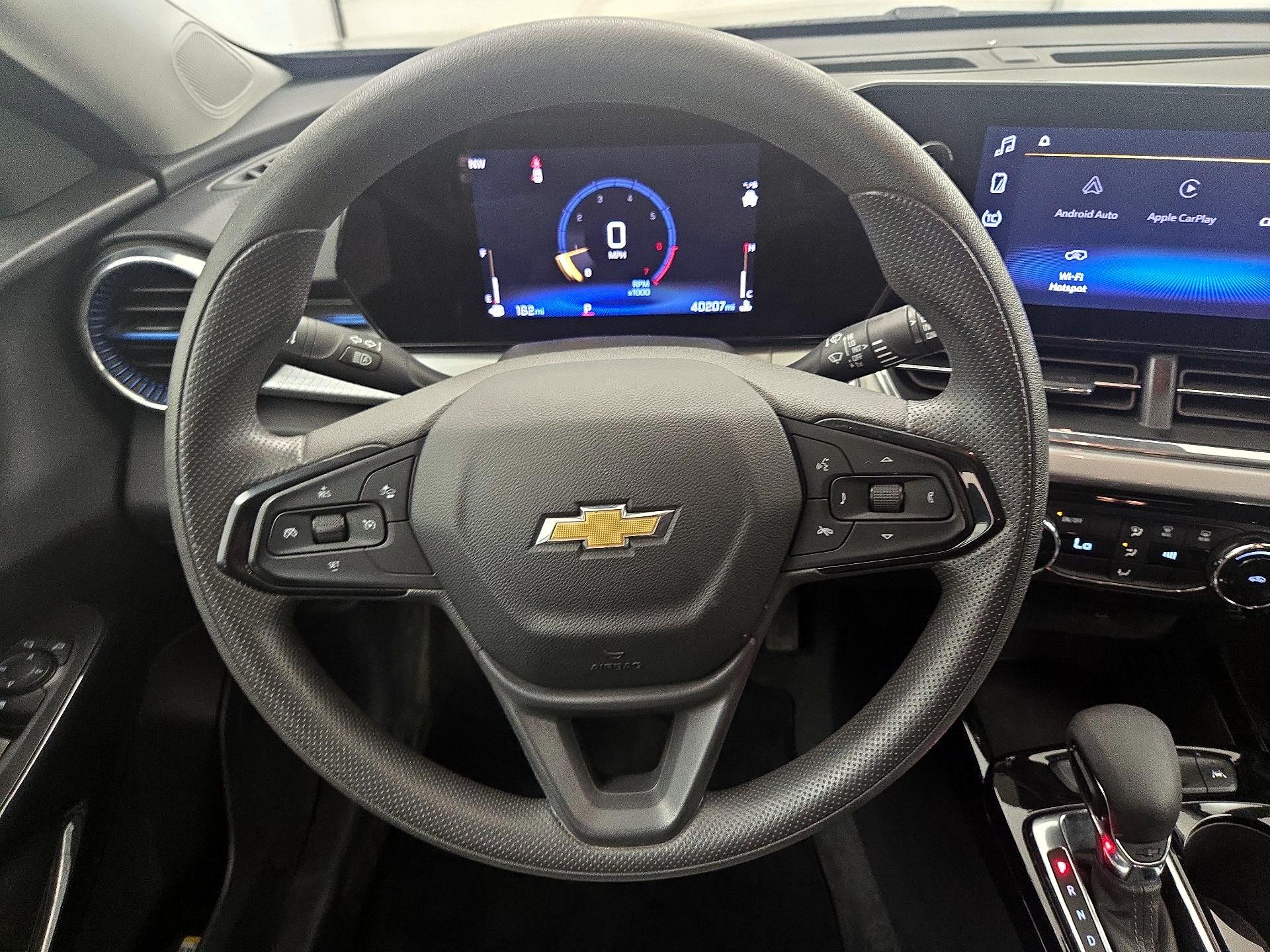 Thumbnail: 2025 Chevrolet Trax - 10