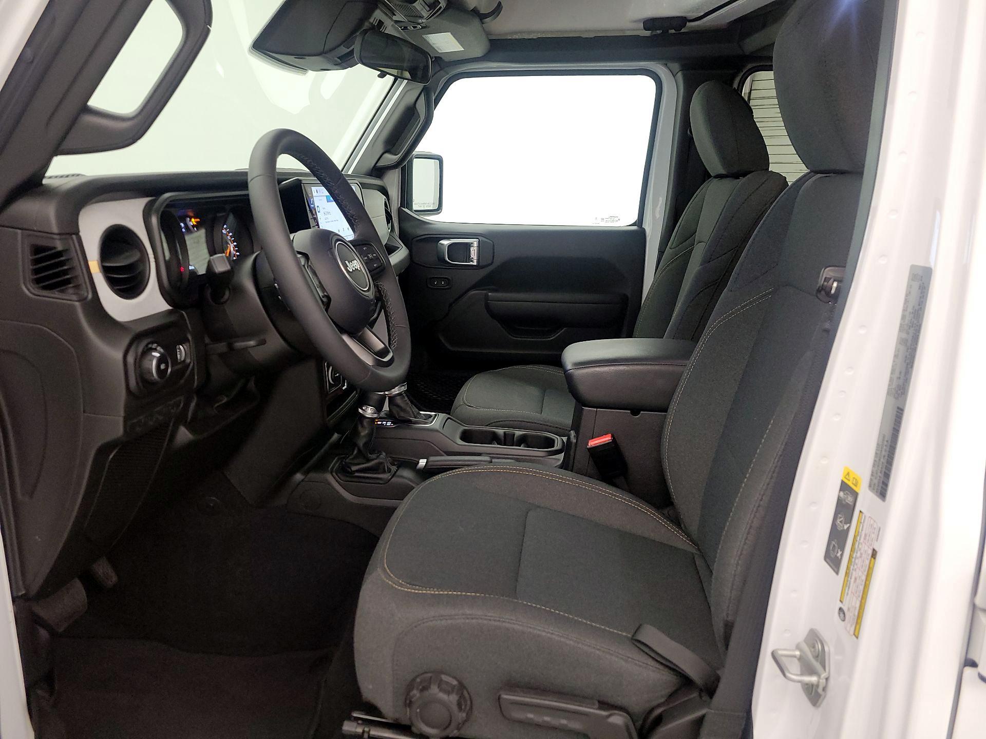 Thumbnail: 2025 Jeep Wrangler - 11