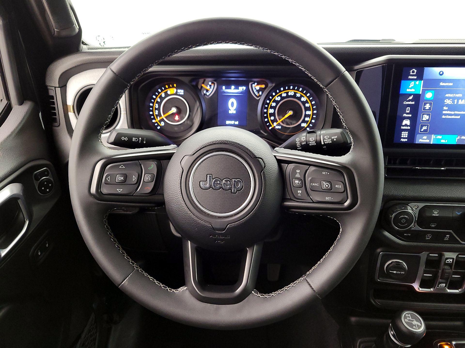 Thumbnail: 2025 Jeep Wrangler - 10