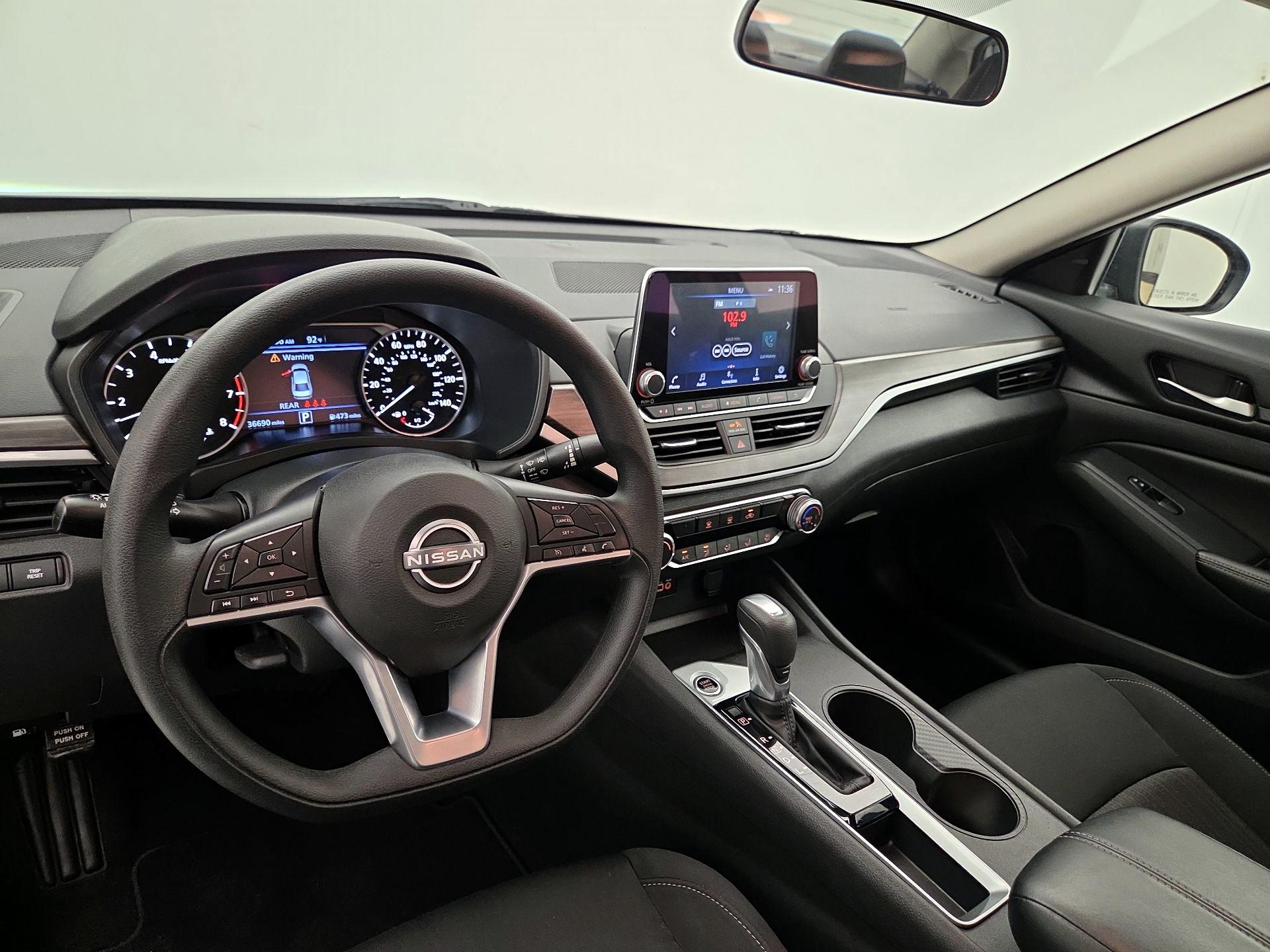 Thumbnail: 2025 Nissan Altima - 9