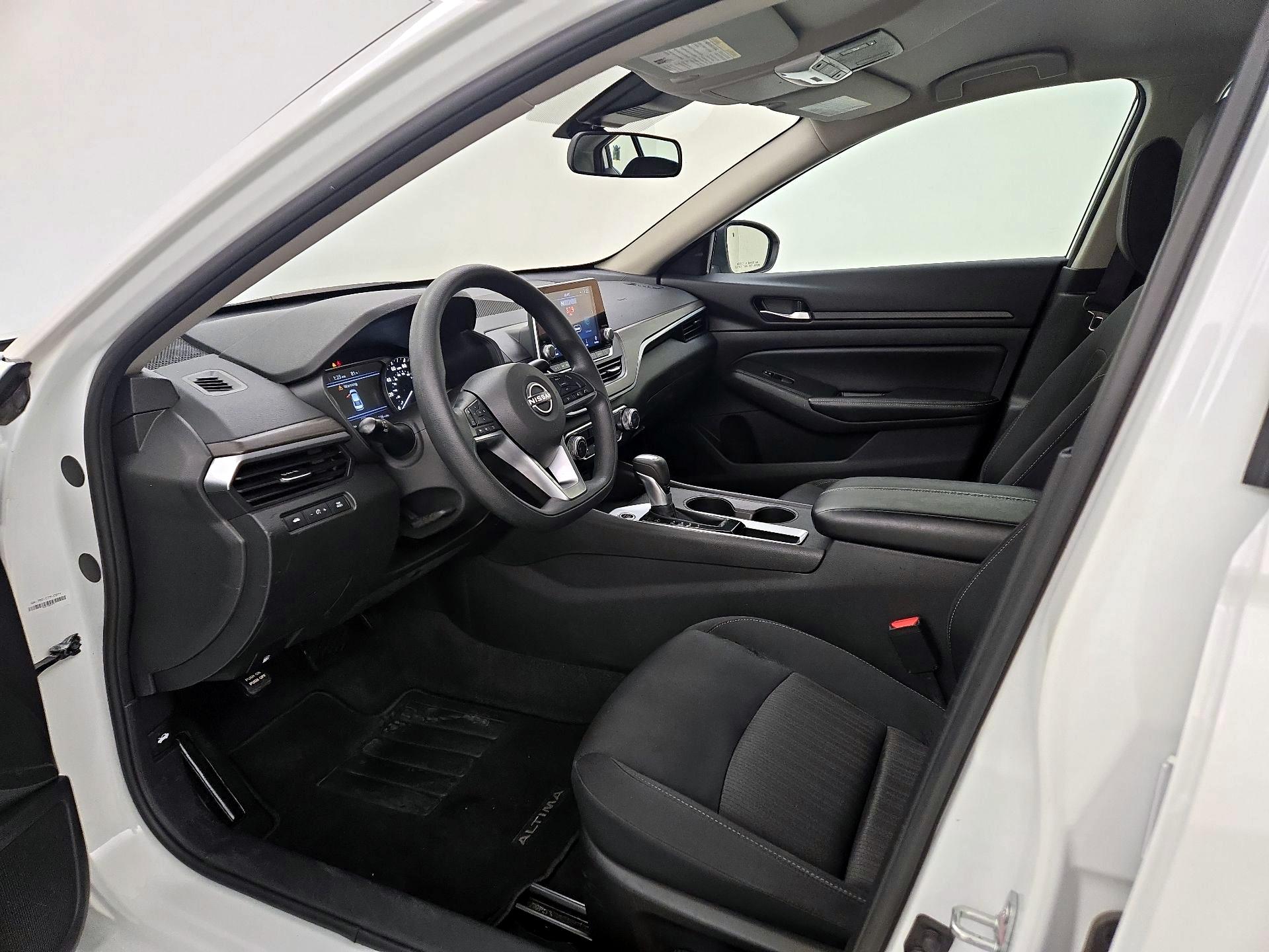 Thumbnail: 2025 Nissan Altima - 11