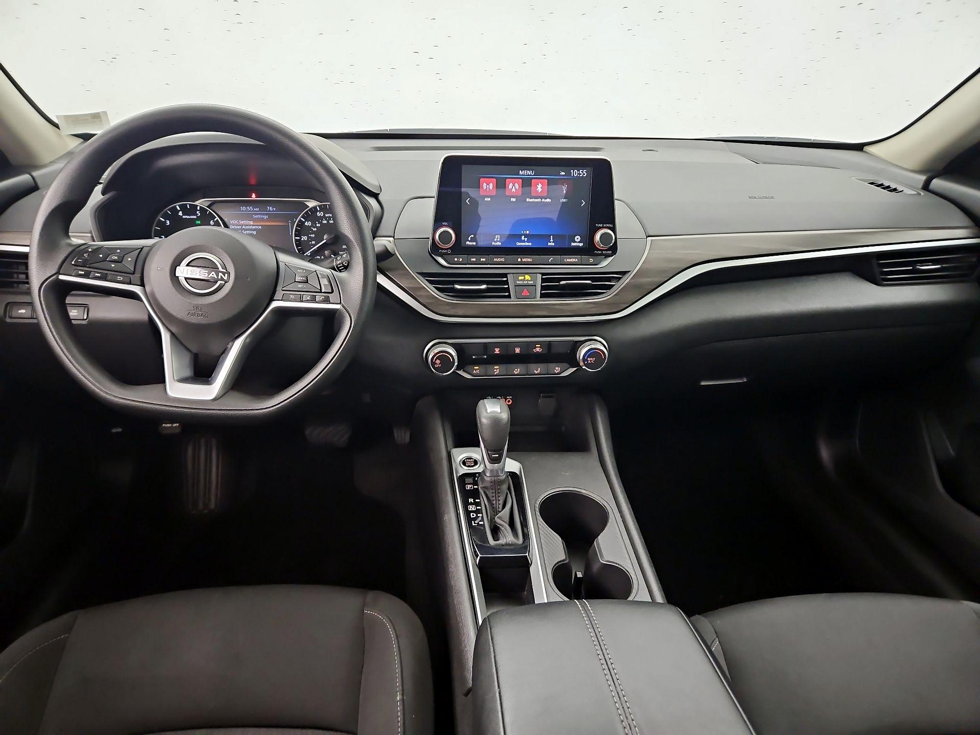 Thumbnail: 2025 Nissan Altima - 9