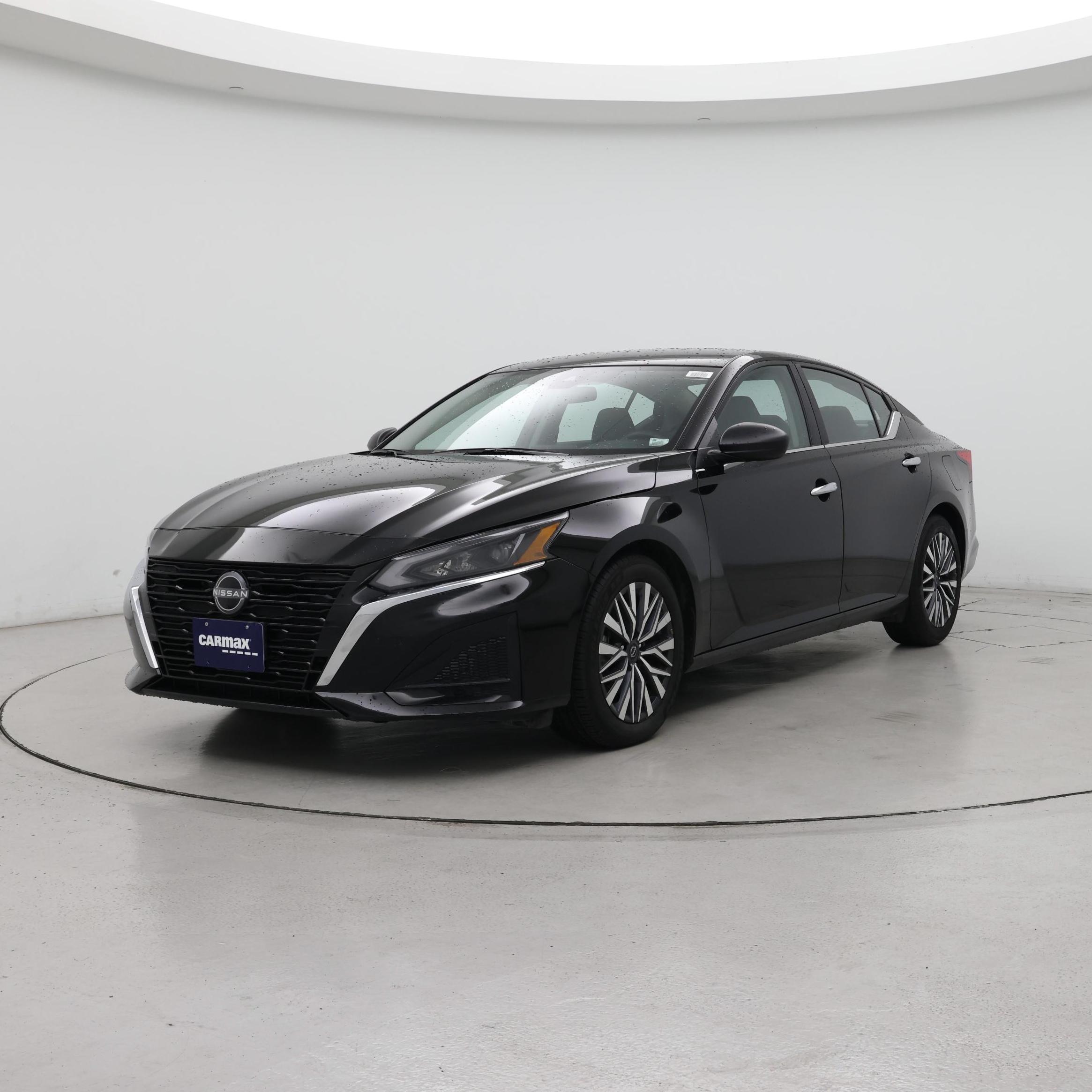 Thumbnail: 2025 Nissan Altima - 4