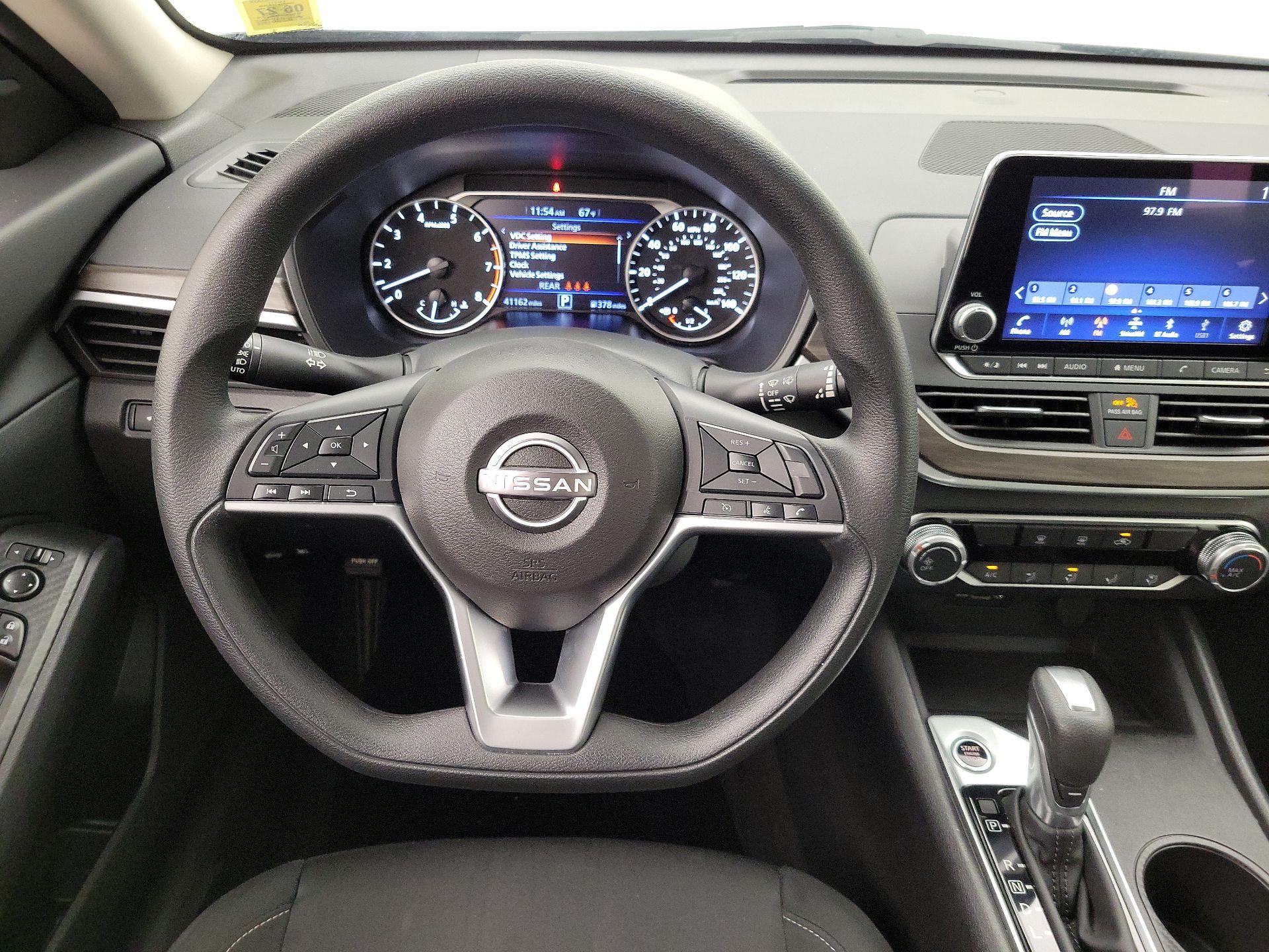Thumbnail: 2025 Nissan Altima - 10
