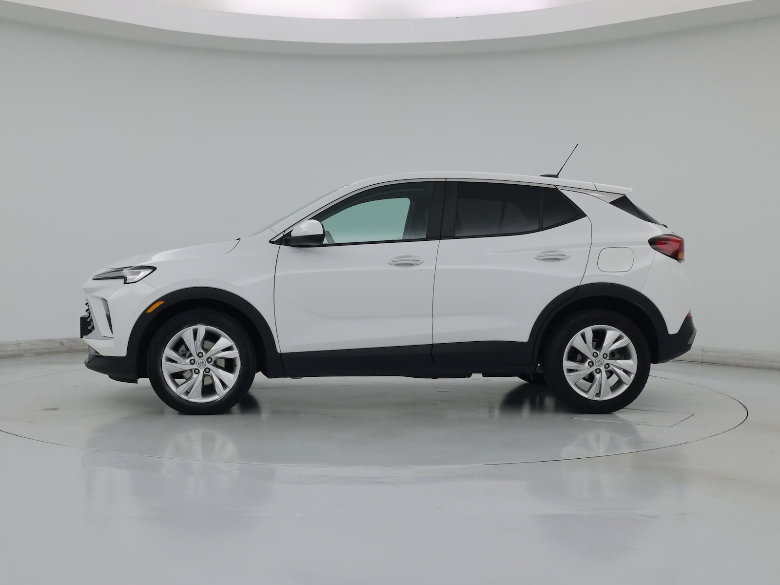 2025 Buick Encore GX Preferred - Photo 4