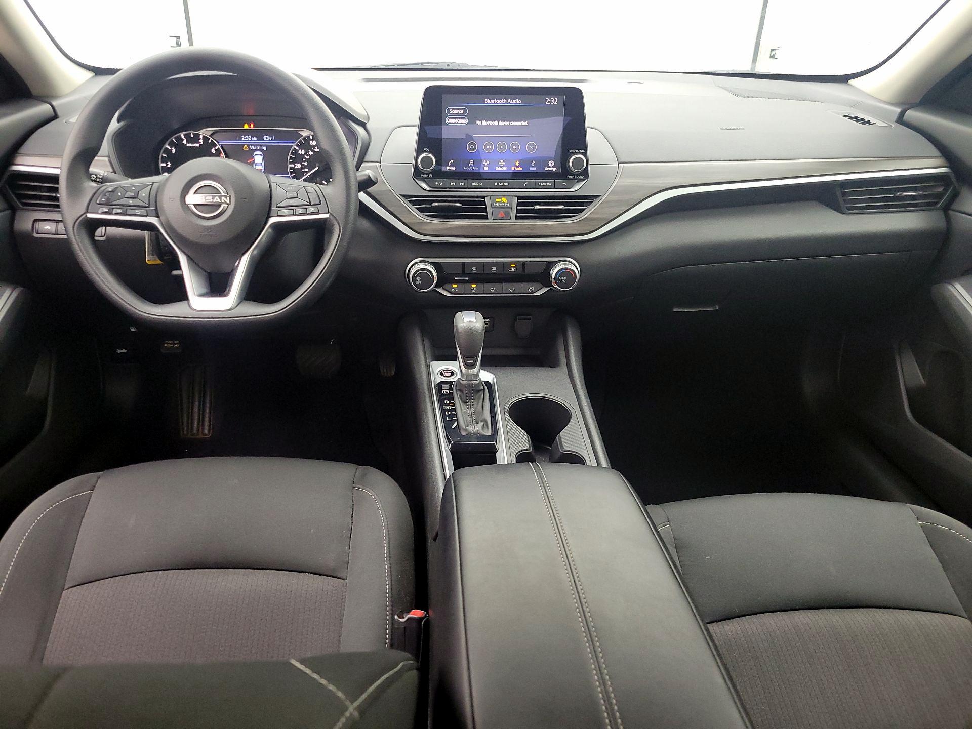 Thumbnail: 2025 Nissan Altima - 9
