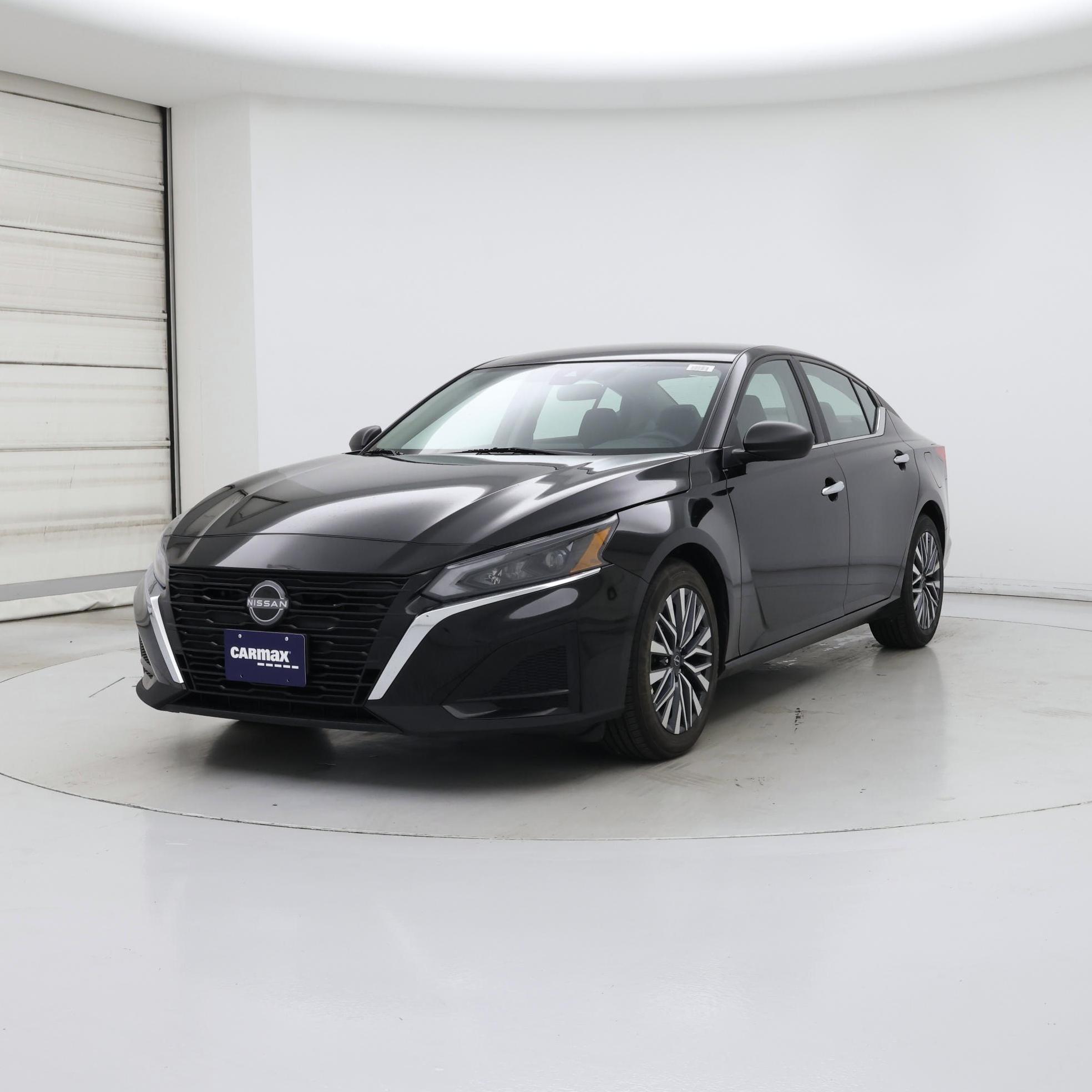 Thumbnail: 2025 Nissan Altima - 4