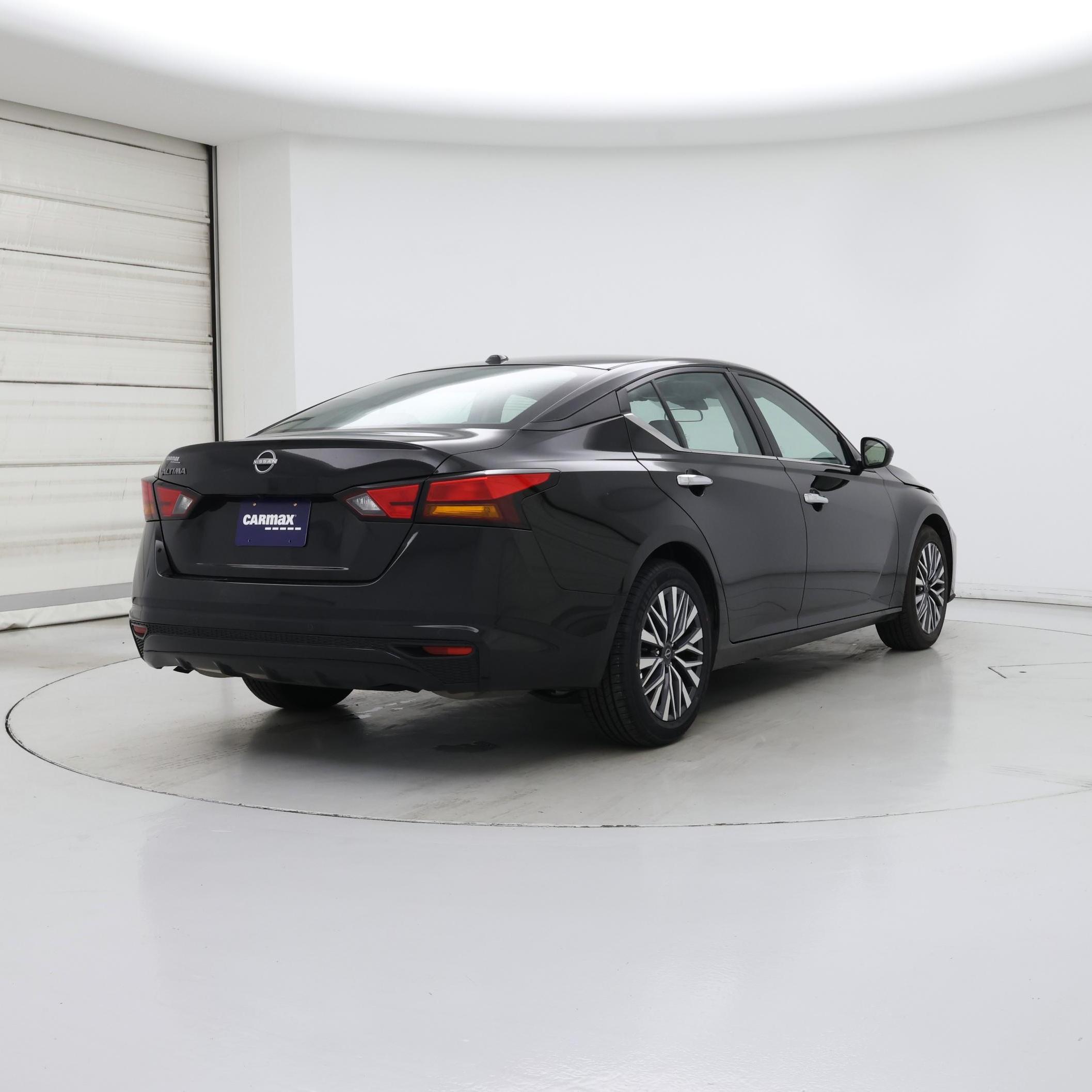 Thumbnail: 2025 Nissan Altima - 8