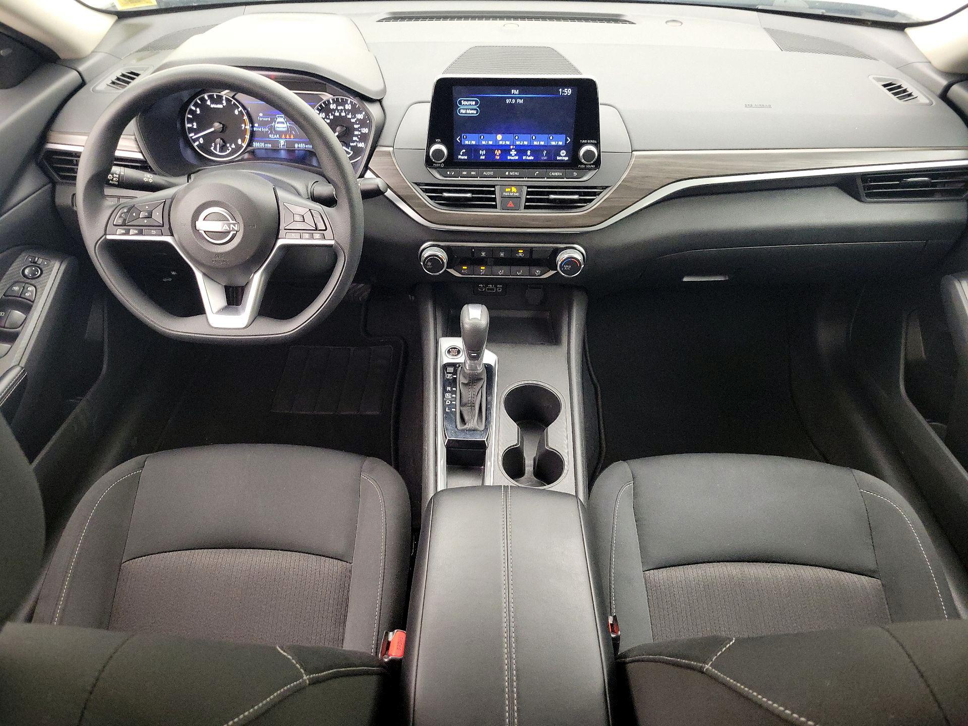 Thumbnail: 2025 Nissan Altima - 9