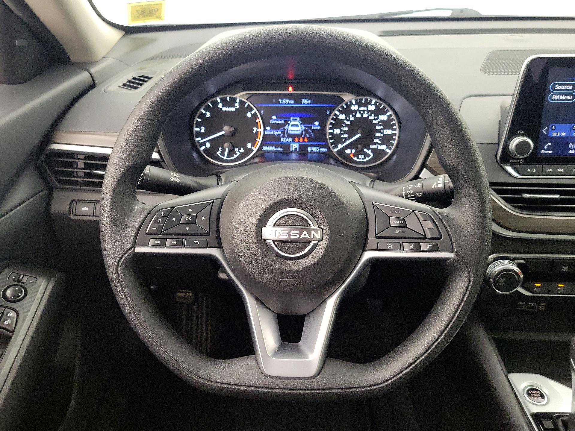 Thumbnail: 2025 Nissan Altima - 10
