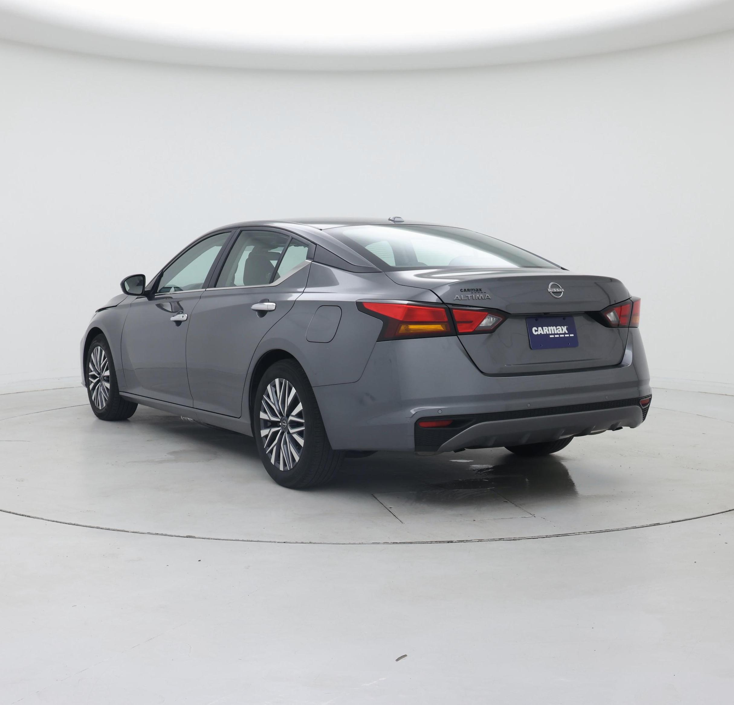 Thumbnail: 2025 Nissan Altima - 2