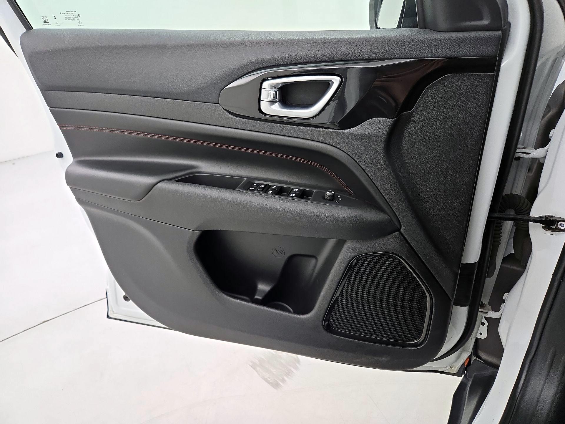 Thumbnail: 2025 Jeep Compass - 12