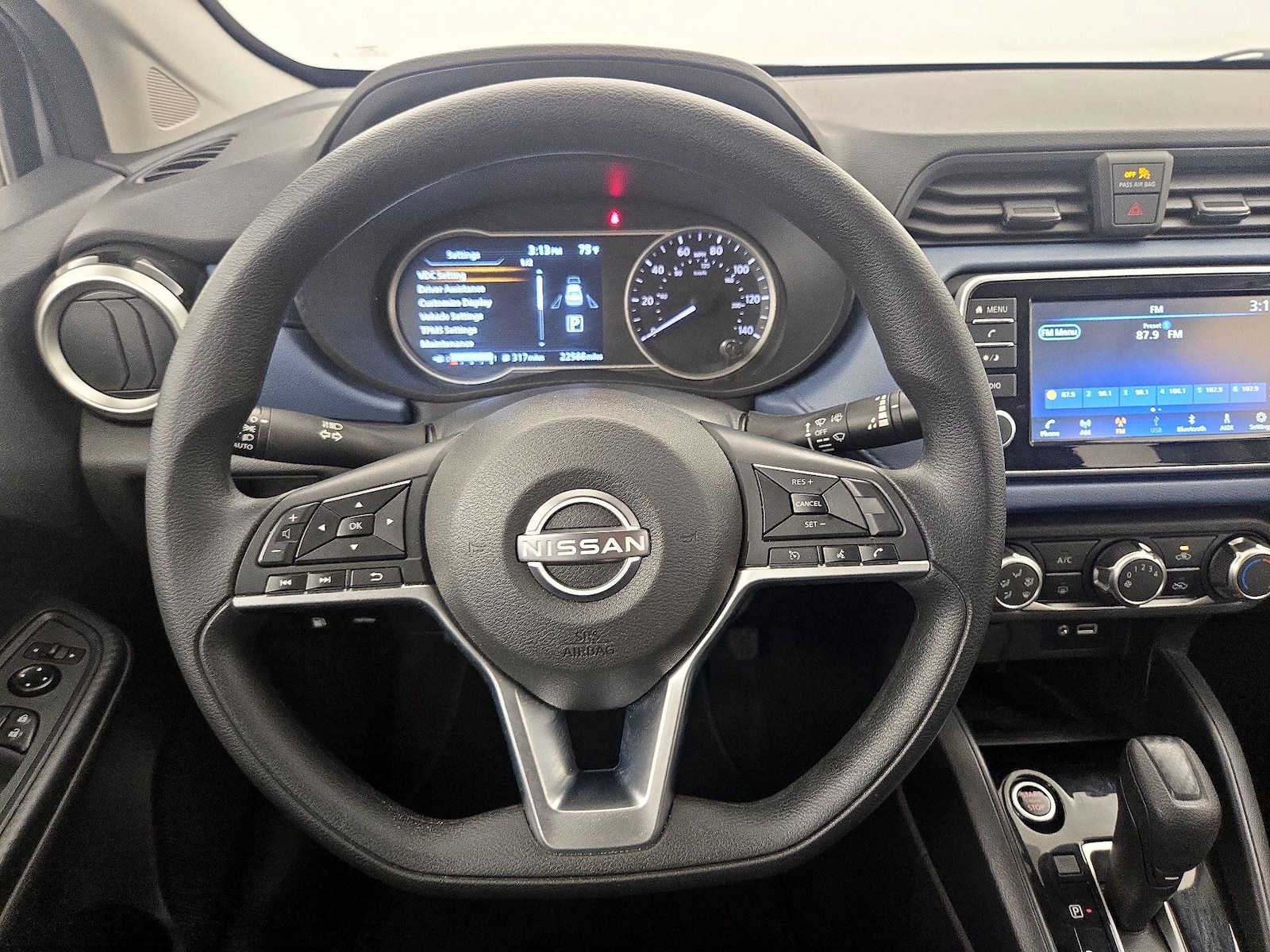 2025 Nissan Versa Sedan SV - Photo 11