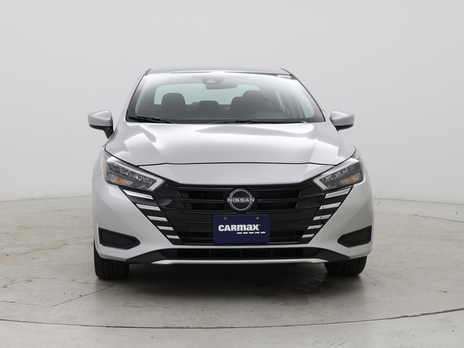 2025 Nissan Versa Sedan SV - Photo 6