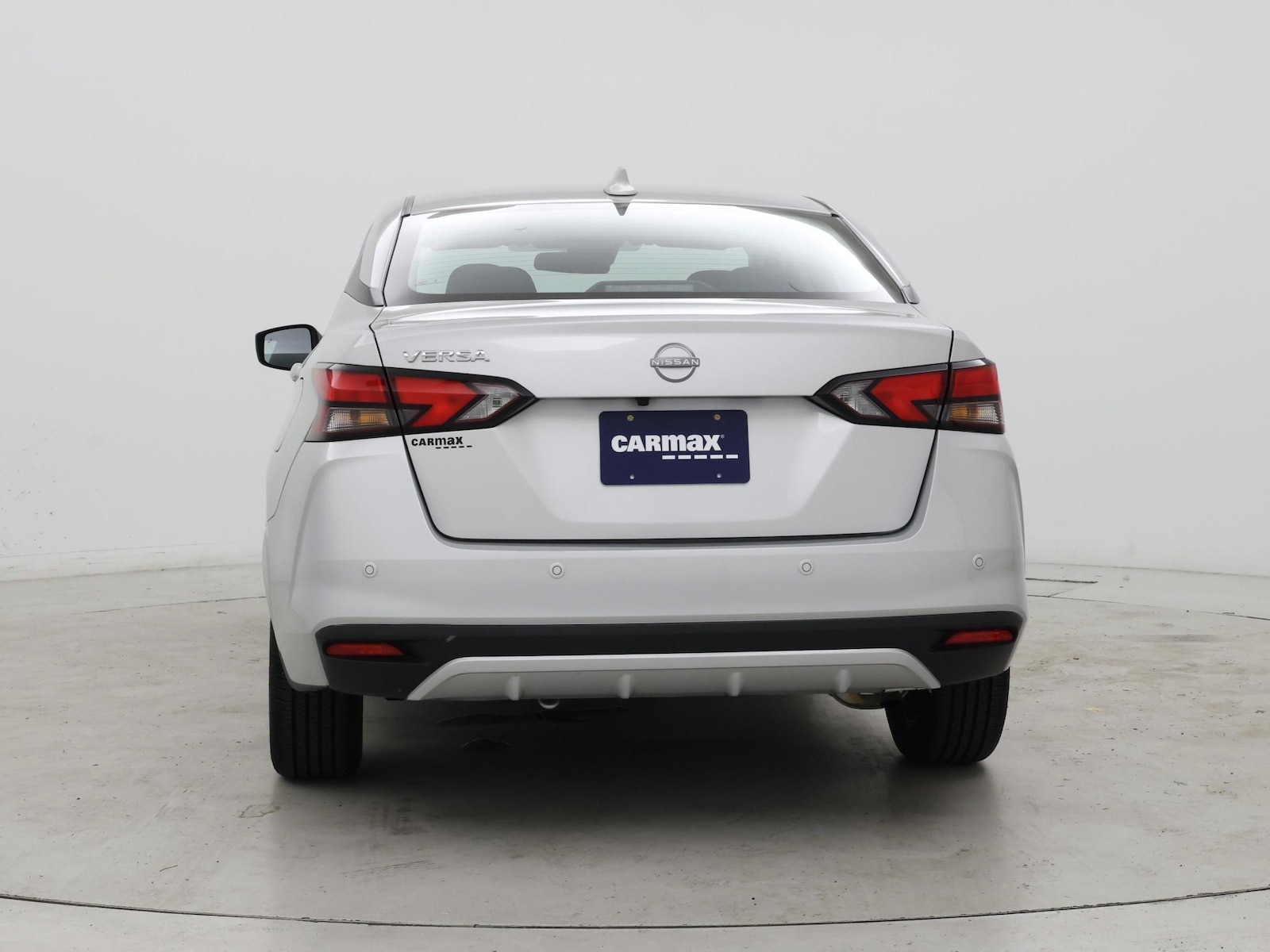 2025 Nissan Versa Sedan SV - Photo 7