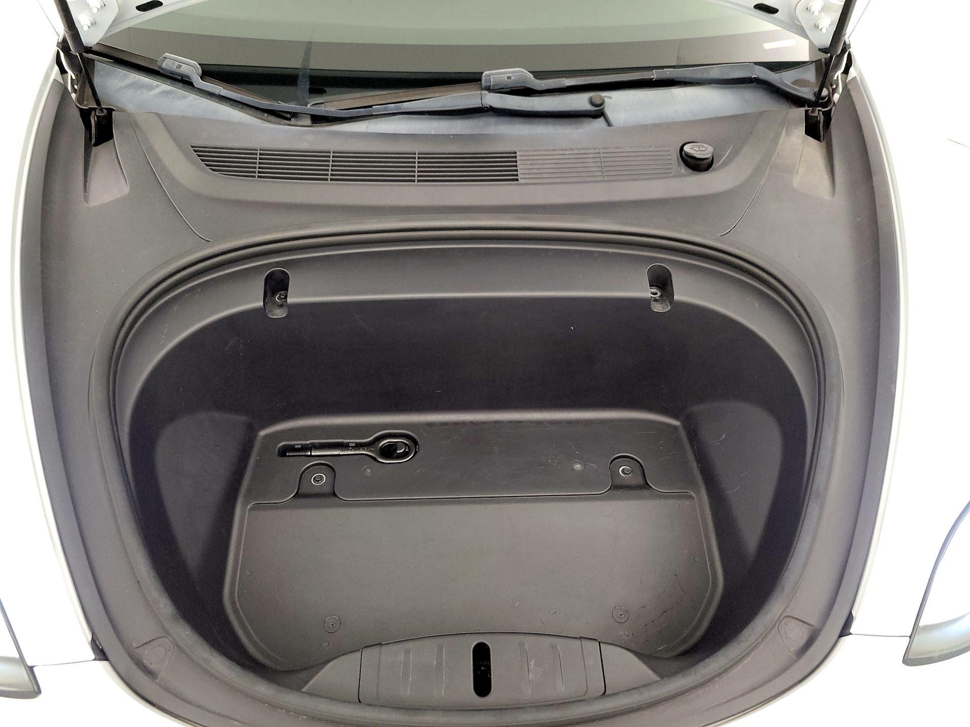 Thumbnail: 2020 Tesla Model 3 - 19