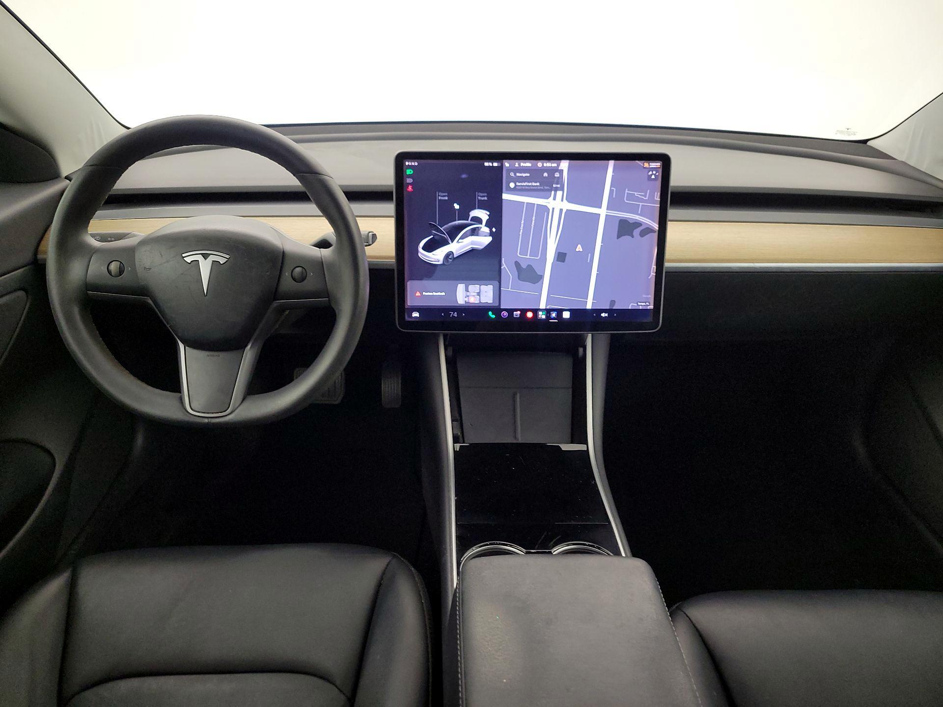 Thumbnail: 2020 Tesla Model 3 - 8