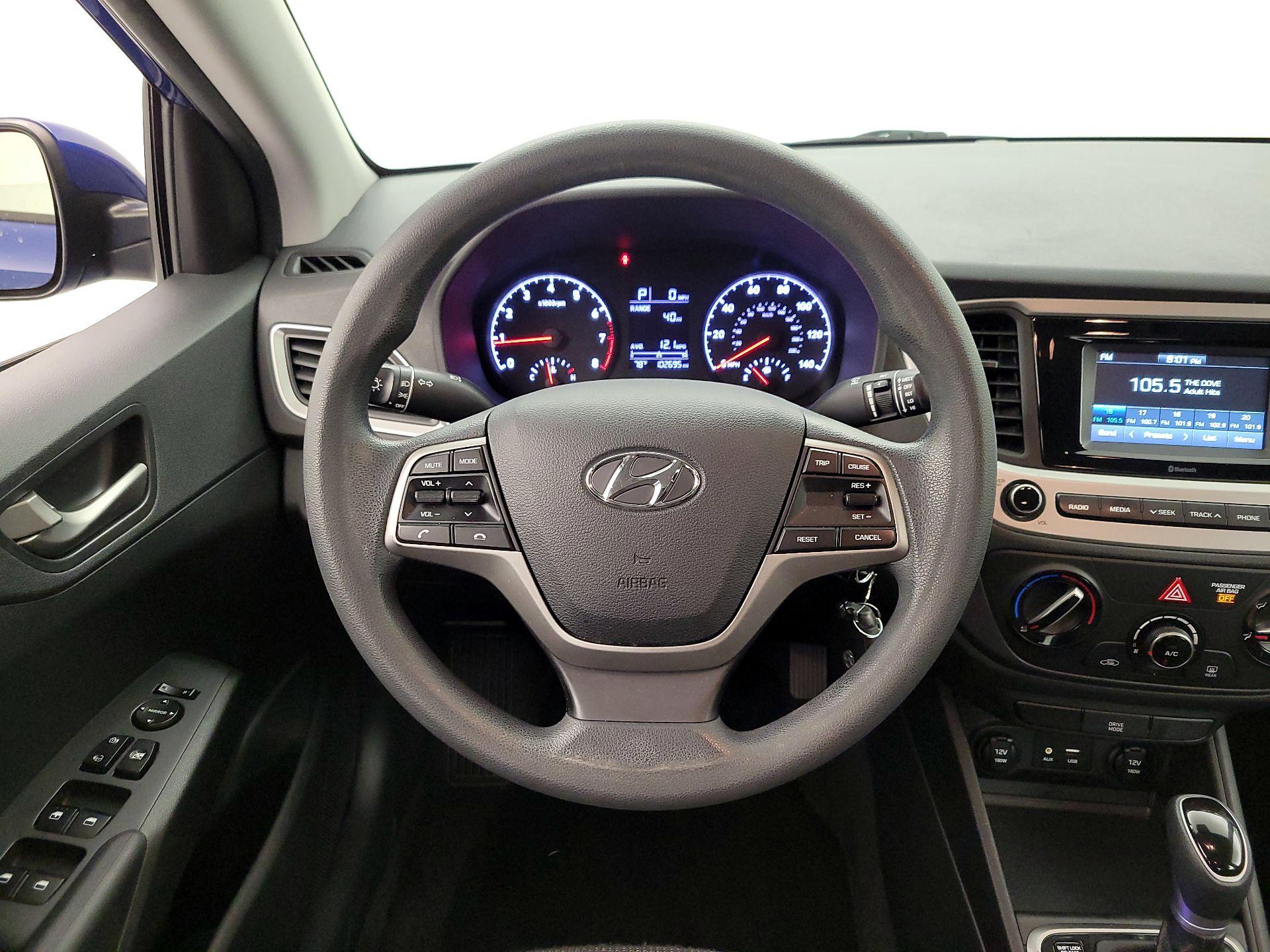 Thumbnail: 2021 Hyundai Accent - 10