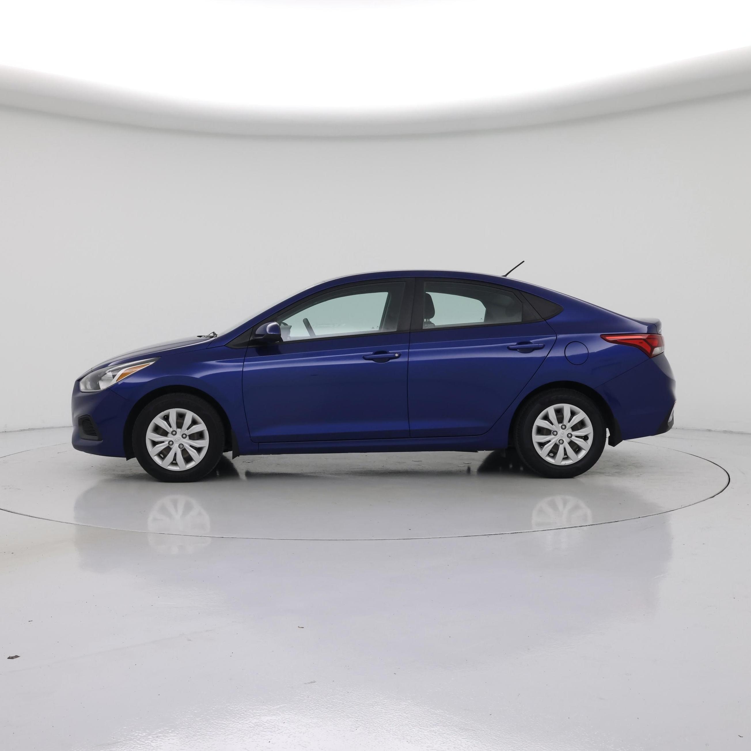 Thumbnail: 2021 Hyundai Accent - 3