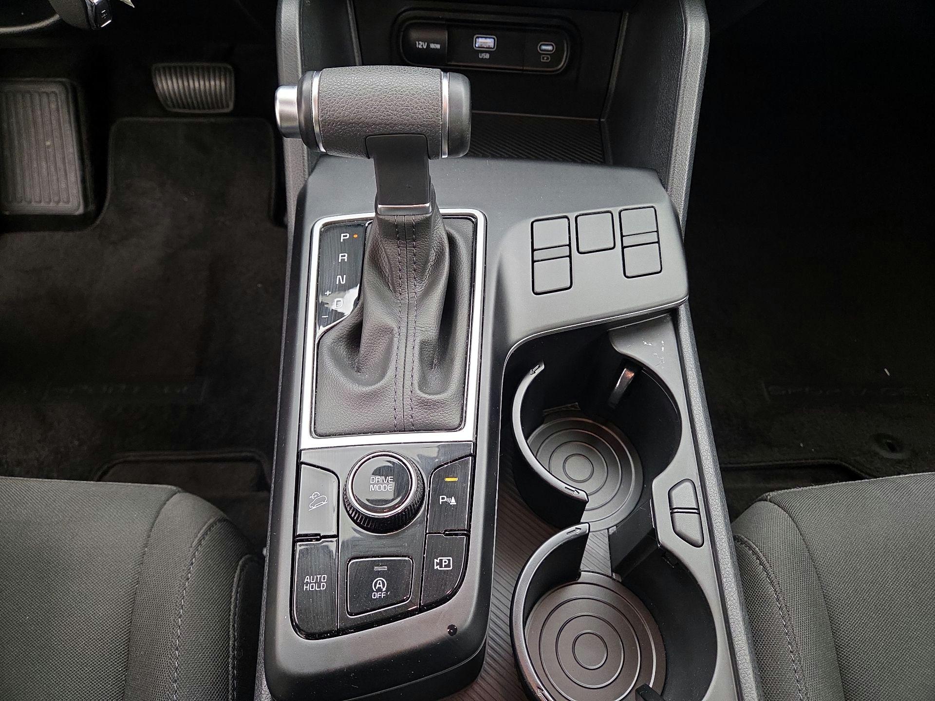 Thumbnail: 2025 Kia Sportage - 16